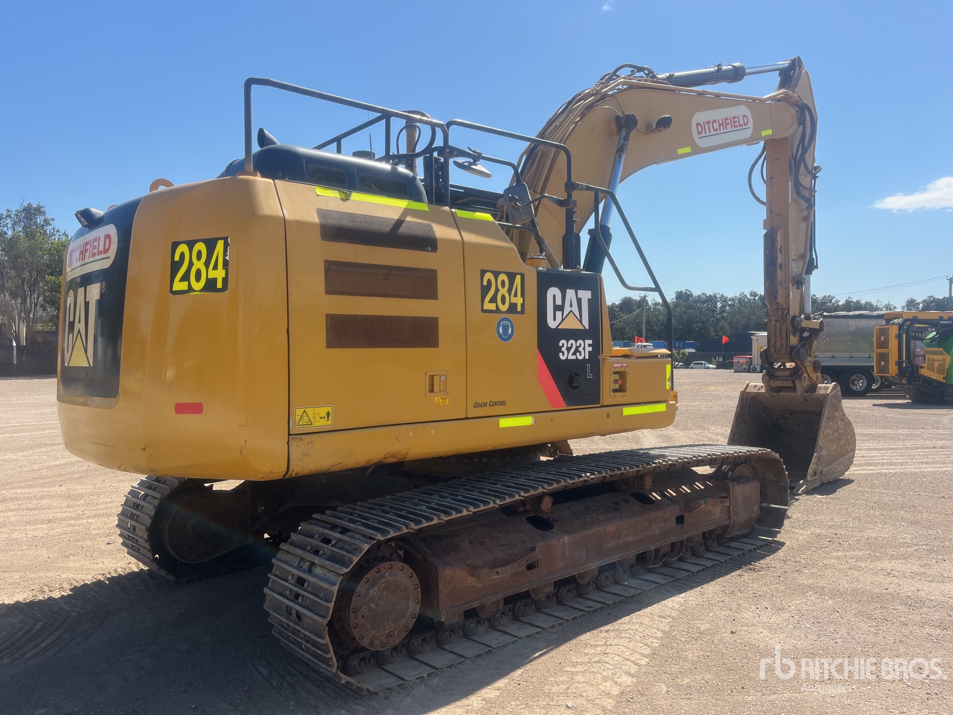 2017 Caterpillar 323F L