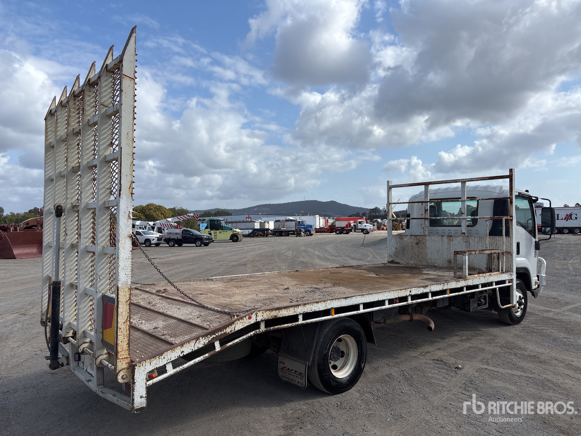 2008 Isuzu FRR500