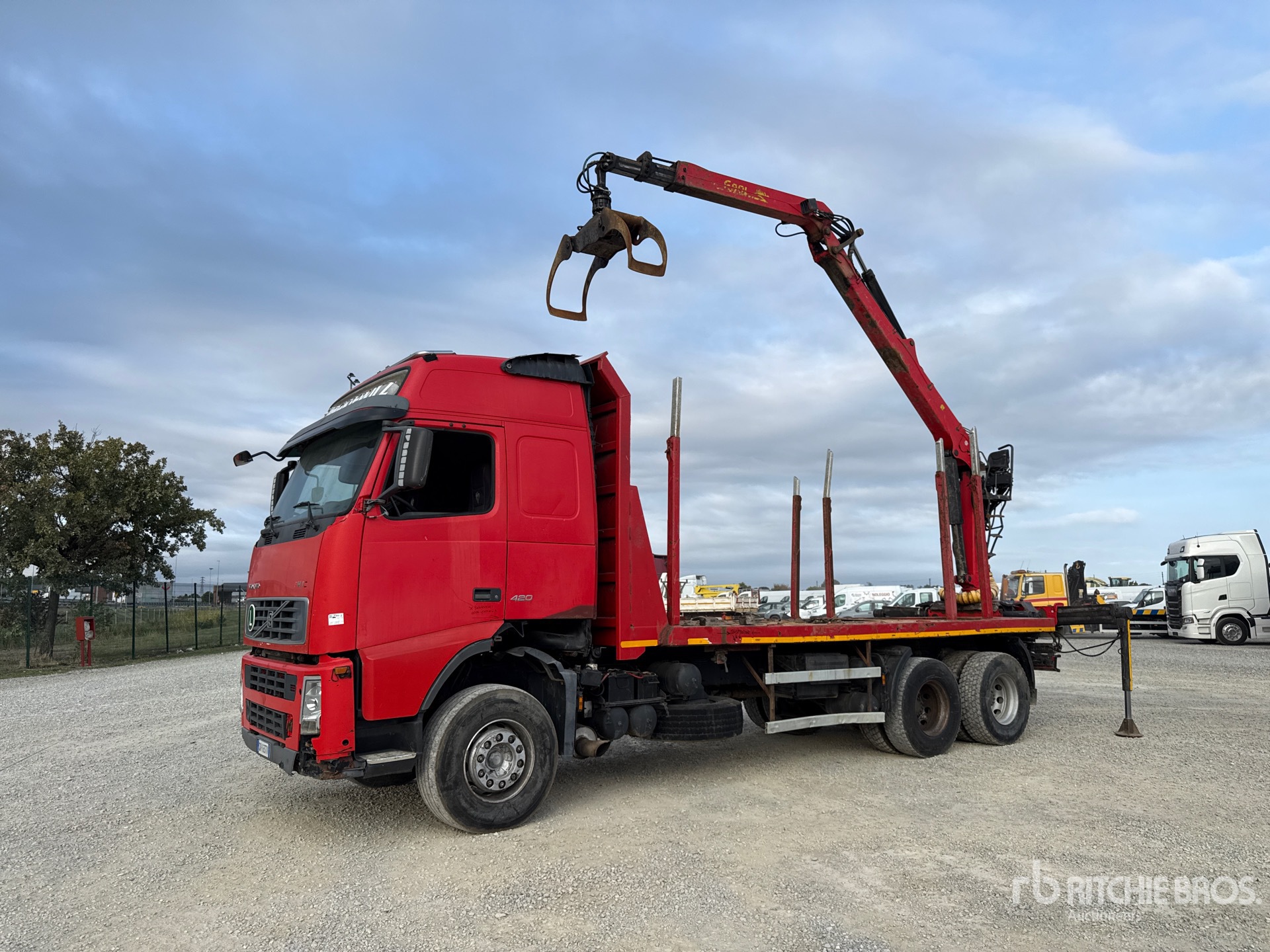 Photo of Volvo FH12-420
