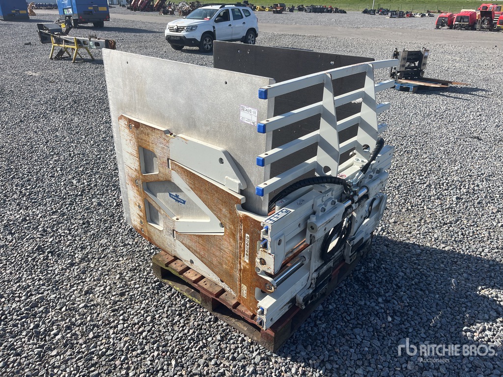 Aspect général with Image, coin arrière gauche