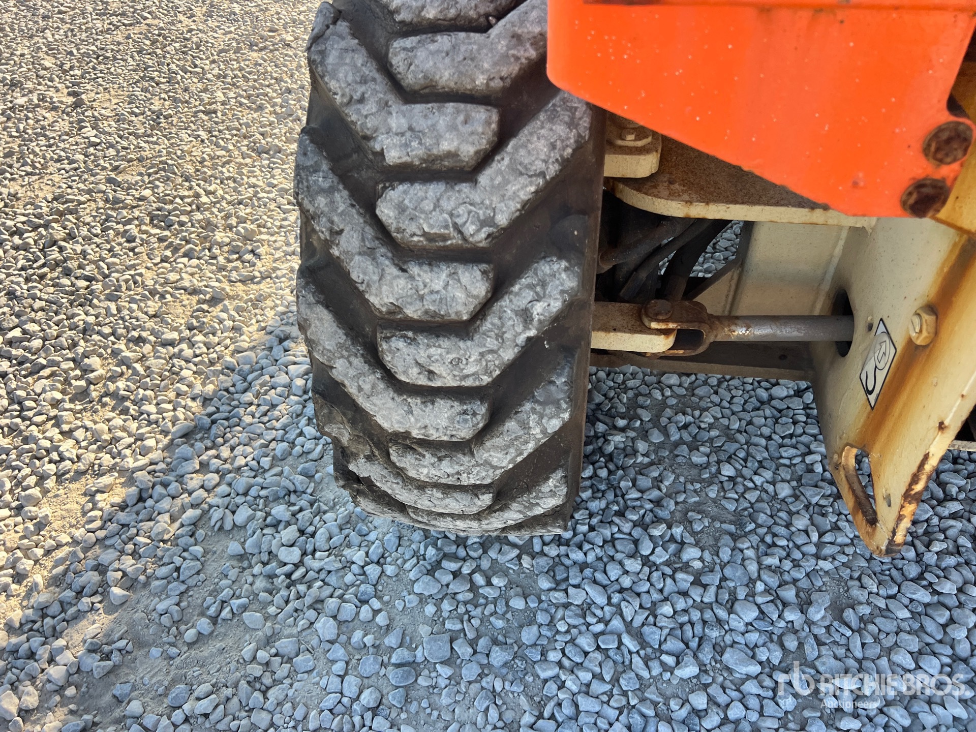 2001 JLG 400CRT