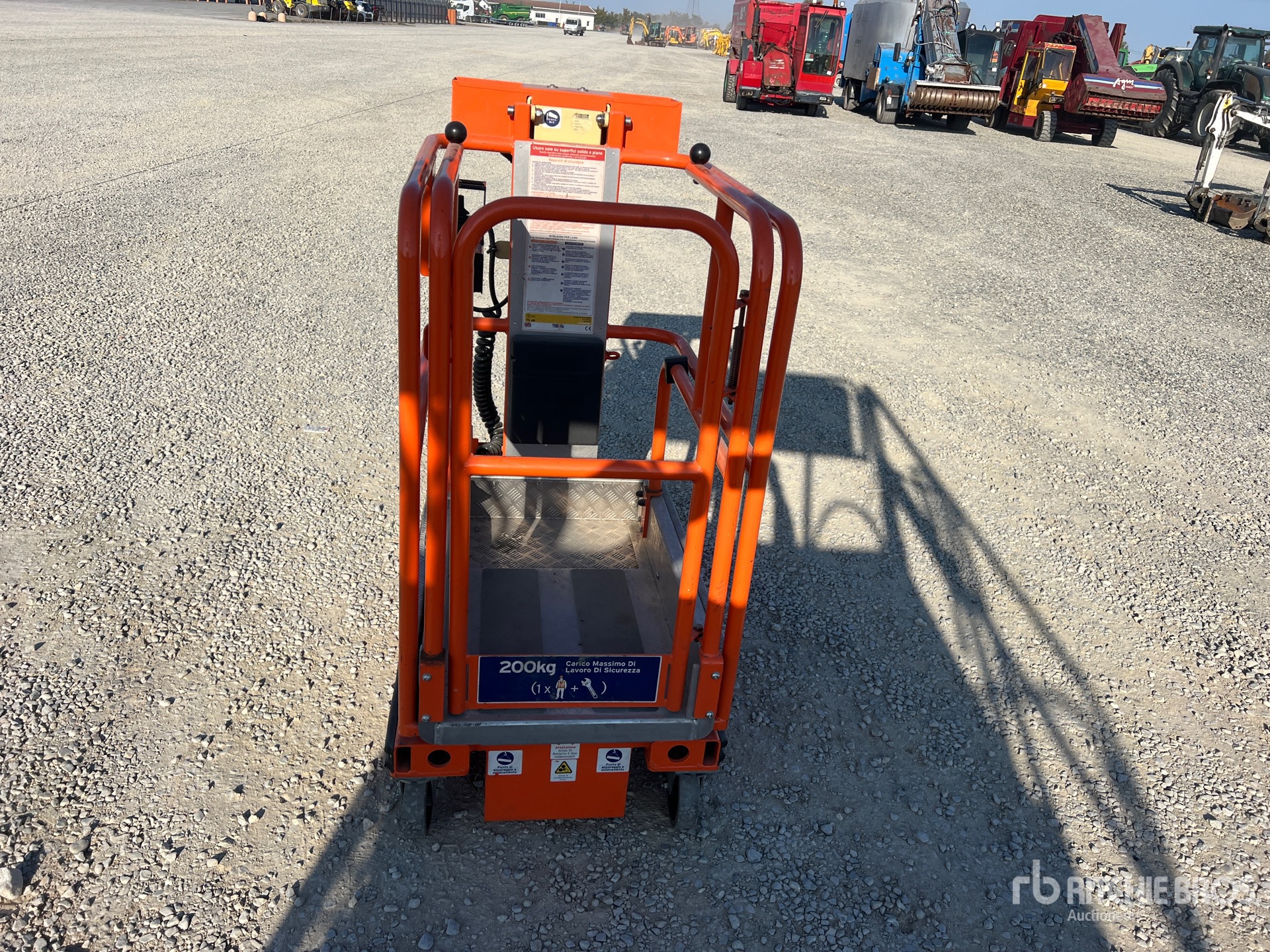 2017 JLG NANO 830SP