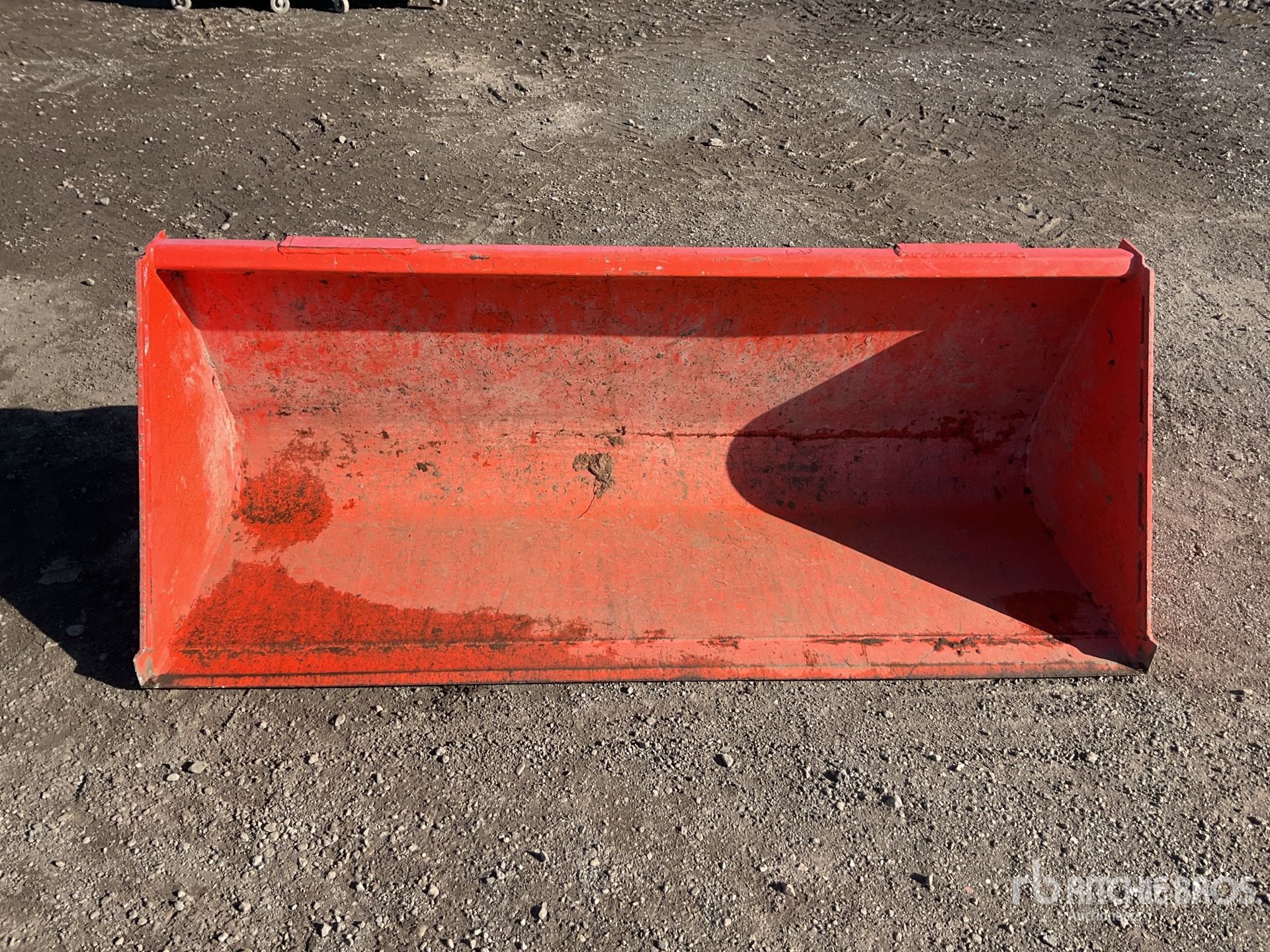 Kubota M1811E