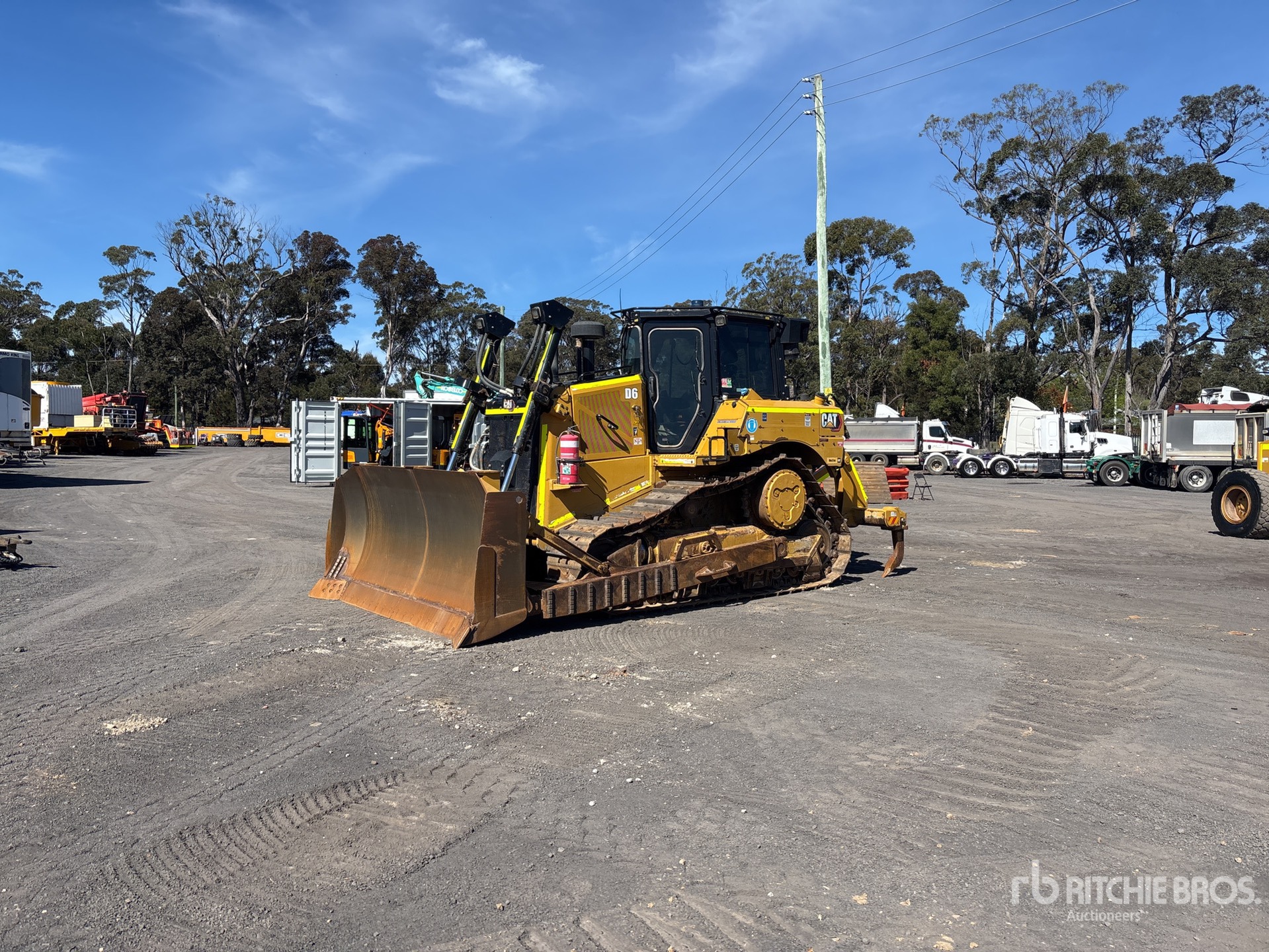 2022 Caterpillar D6