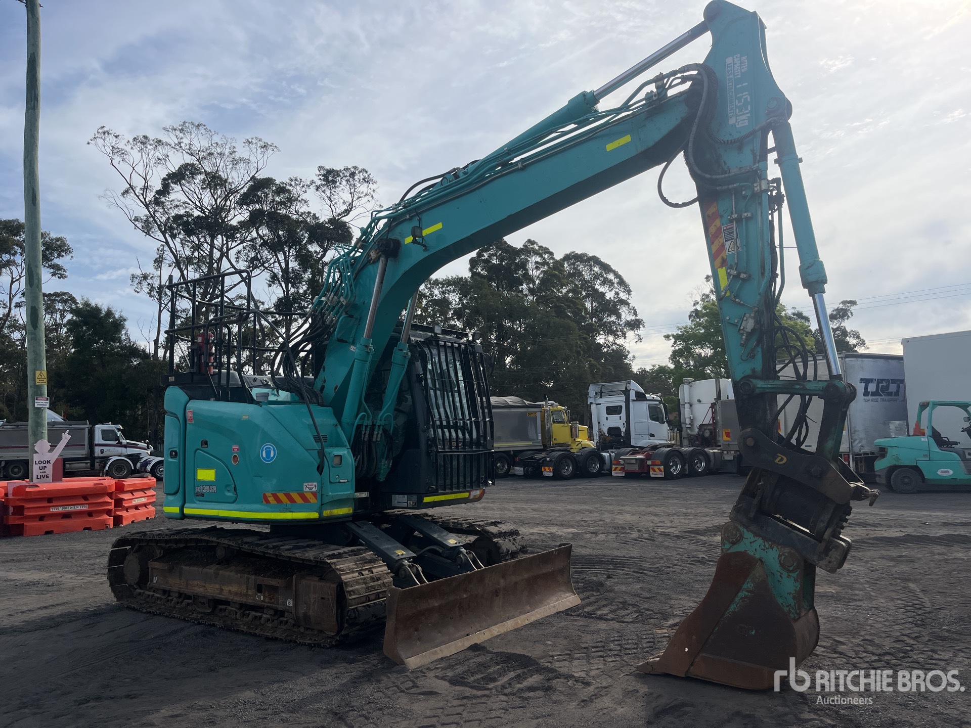 2022 Kobelco SK135SR-7