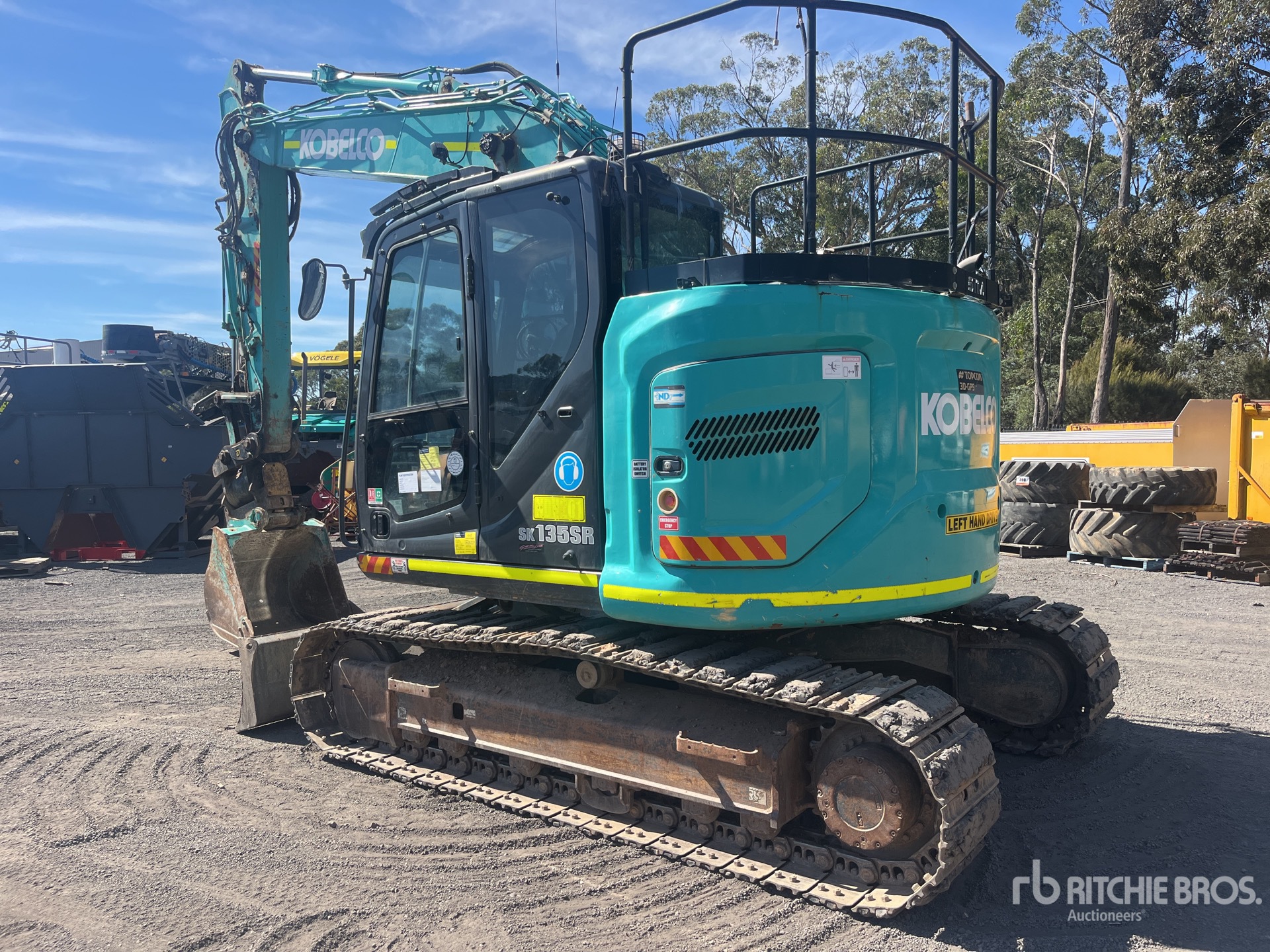 2021 Kobelco SK135SR-7