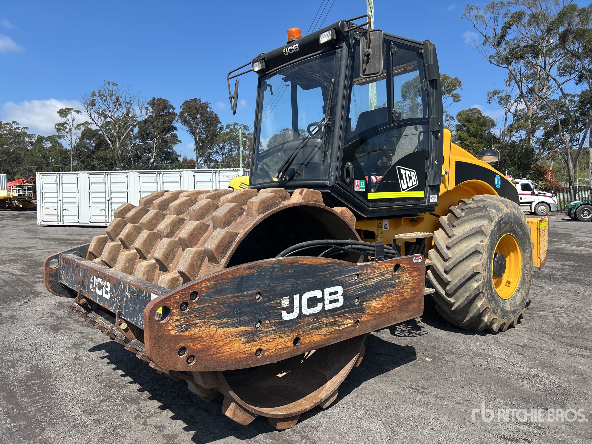 Photo of 2014 JCB VM132PD