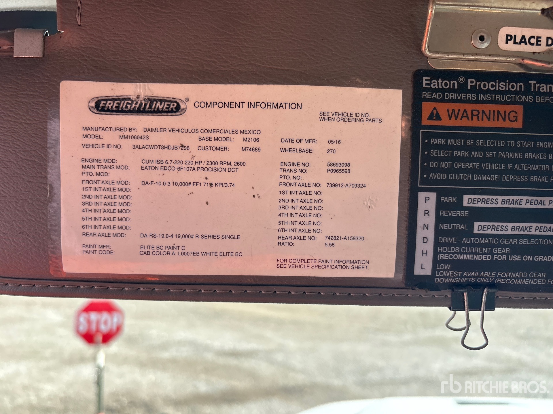 2017 Freightliner M2 106
