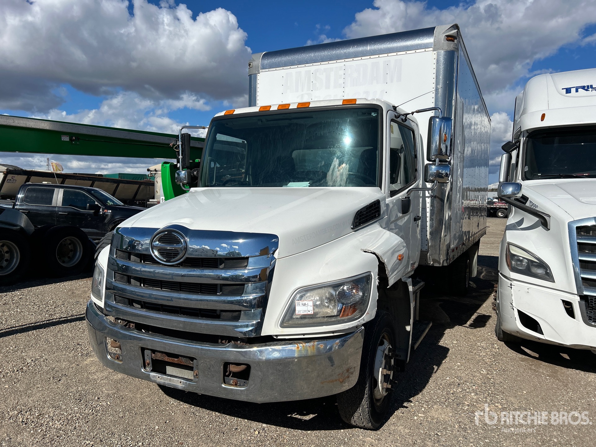 Photo of 2017 Hino 268