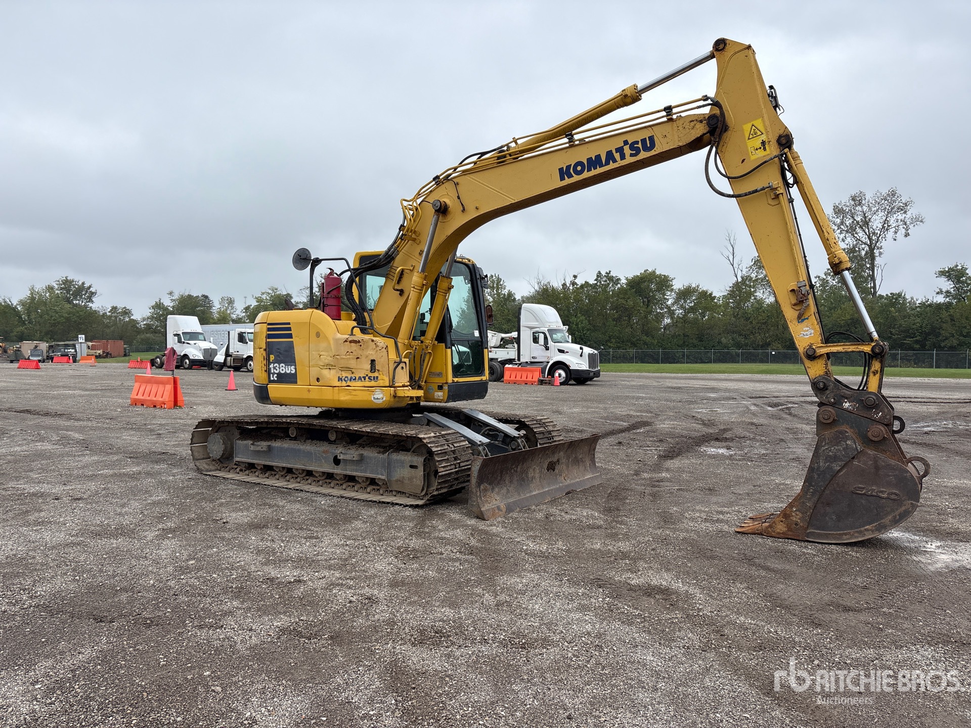 2012 Komatsu PC138USLC-8