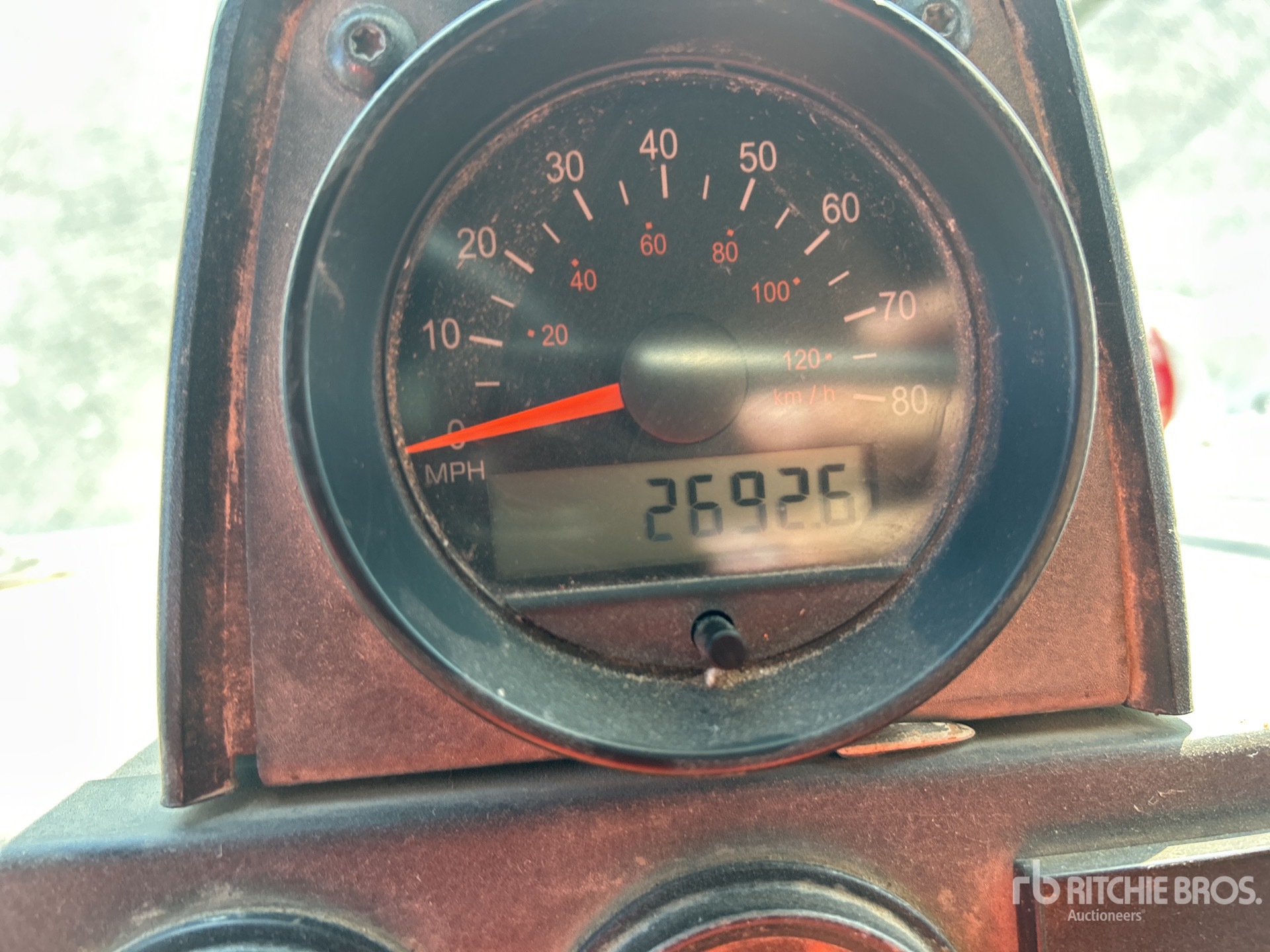 2000 Mack MR688S