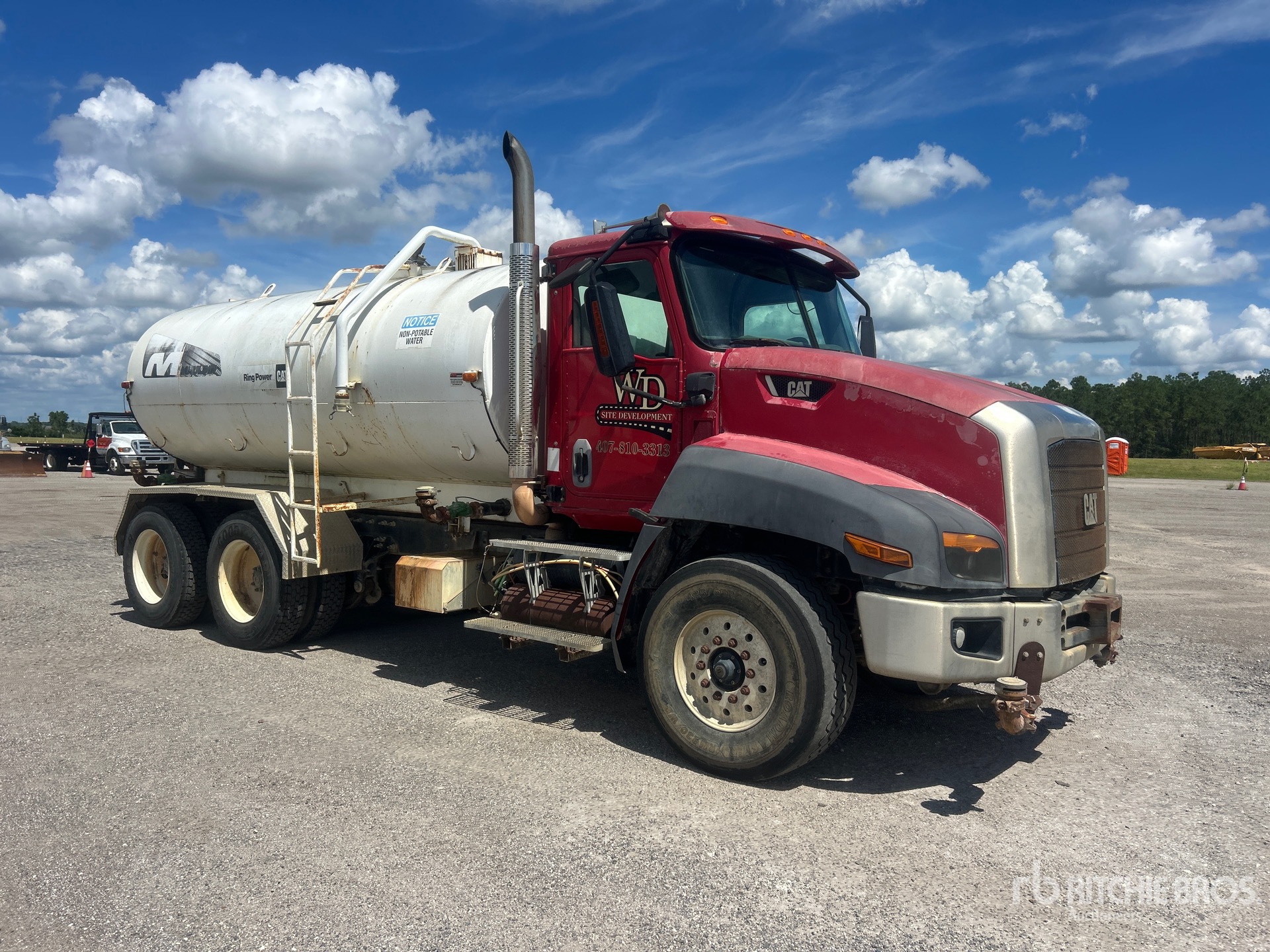2012 Caterpillar CT660S