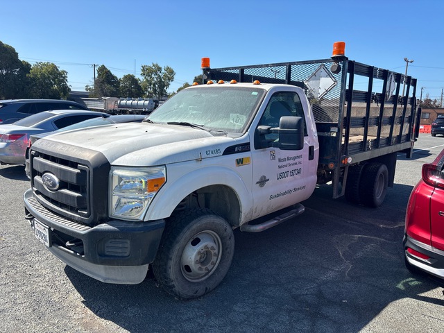 2011 Ford F-350 XL 4x4 Flatbed Truck (Inoperable)