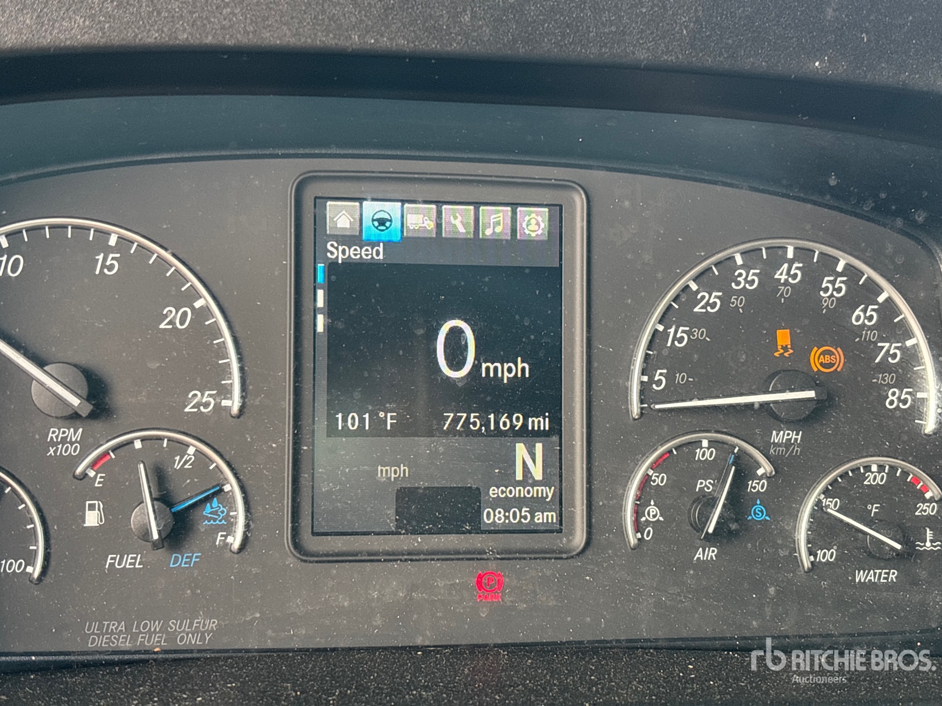 2019 Freightliner CASCADIA 126