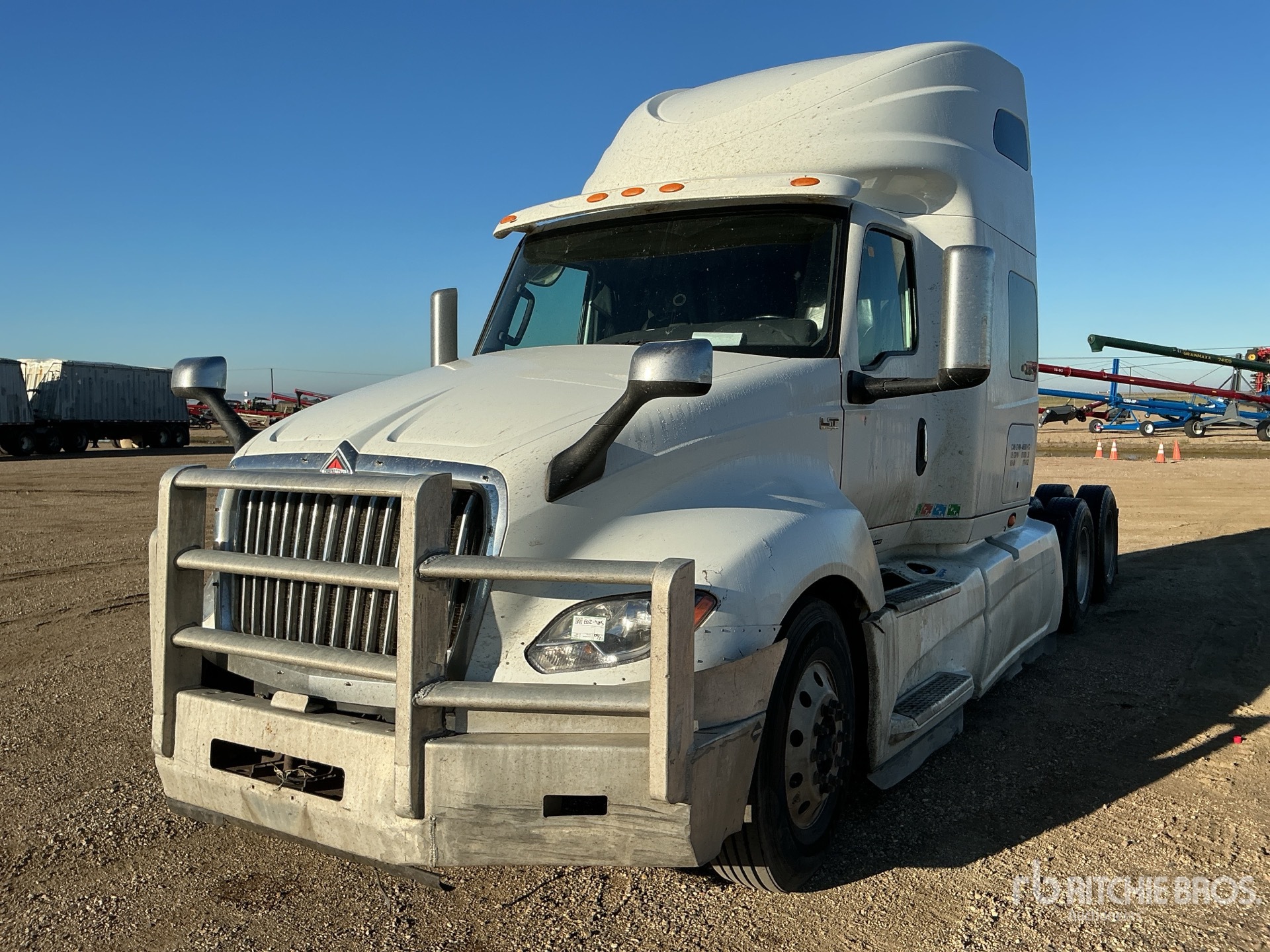 2023 International LT62F
