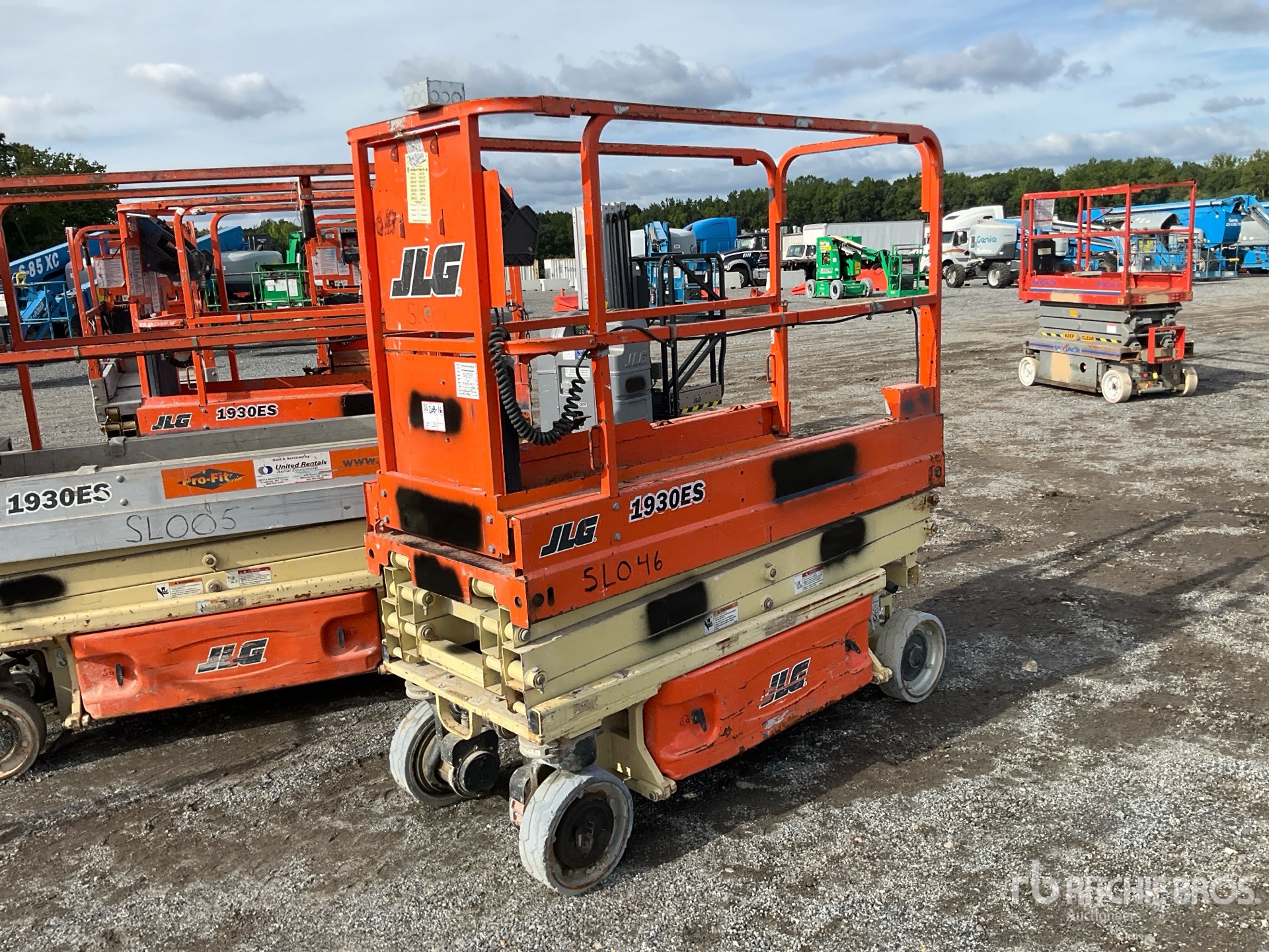 2017 JLG 1930ES