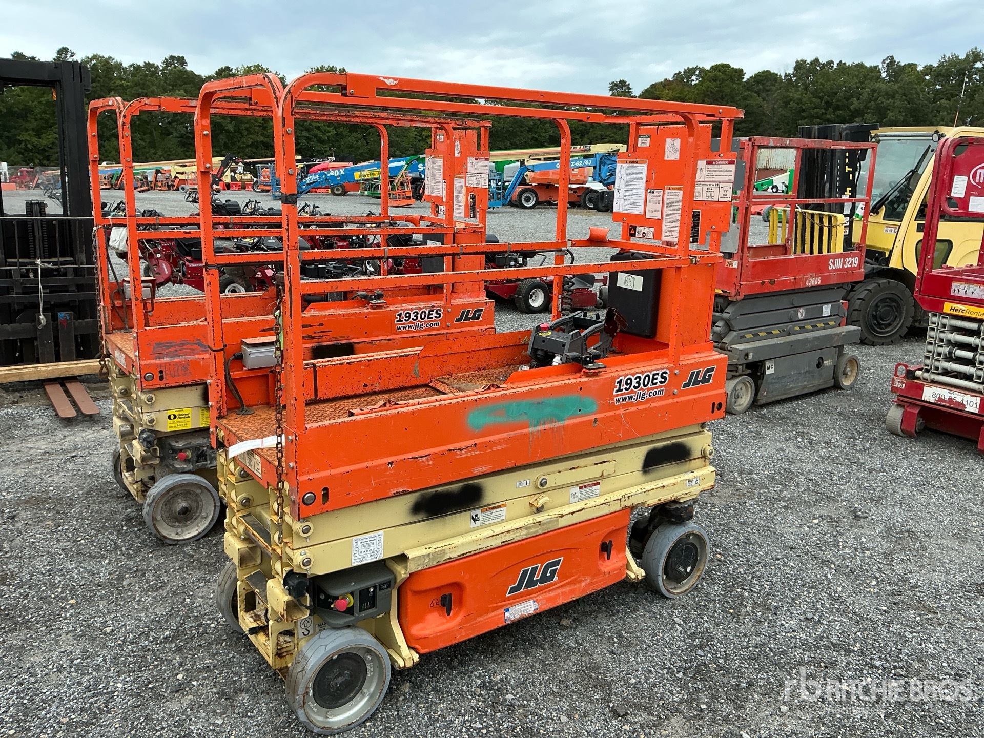 2016 JLG 1930ES