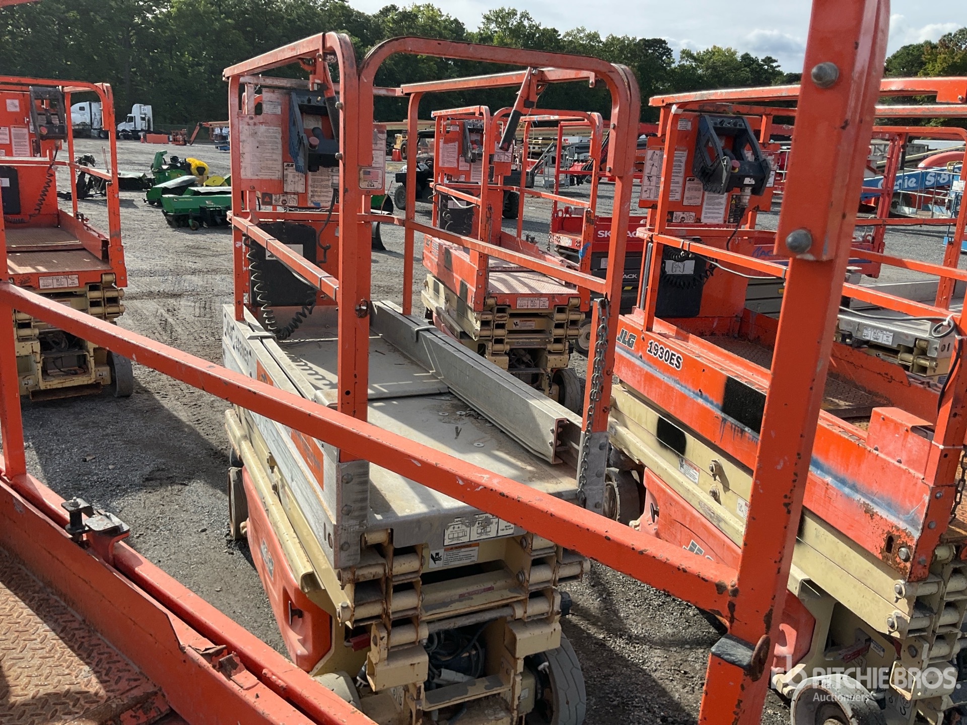 2007 JLG 1930ES