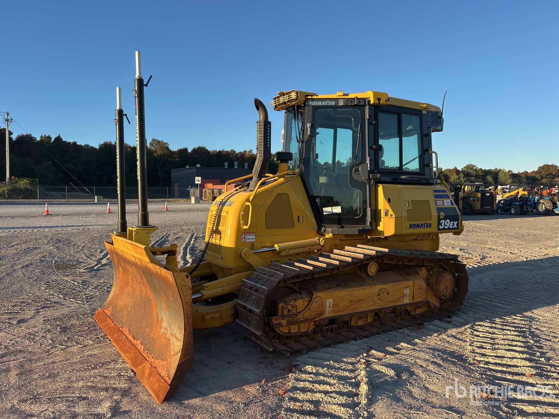 Photo of 2022 Komatsu D39EX-24