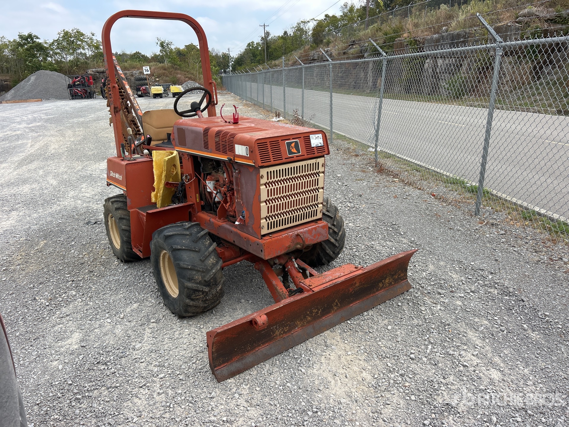 1997 Ditch Witch 3610