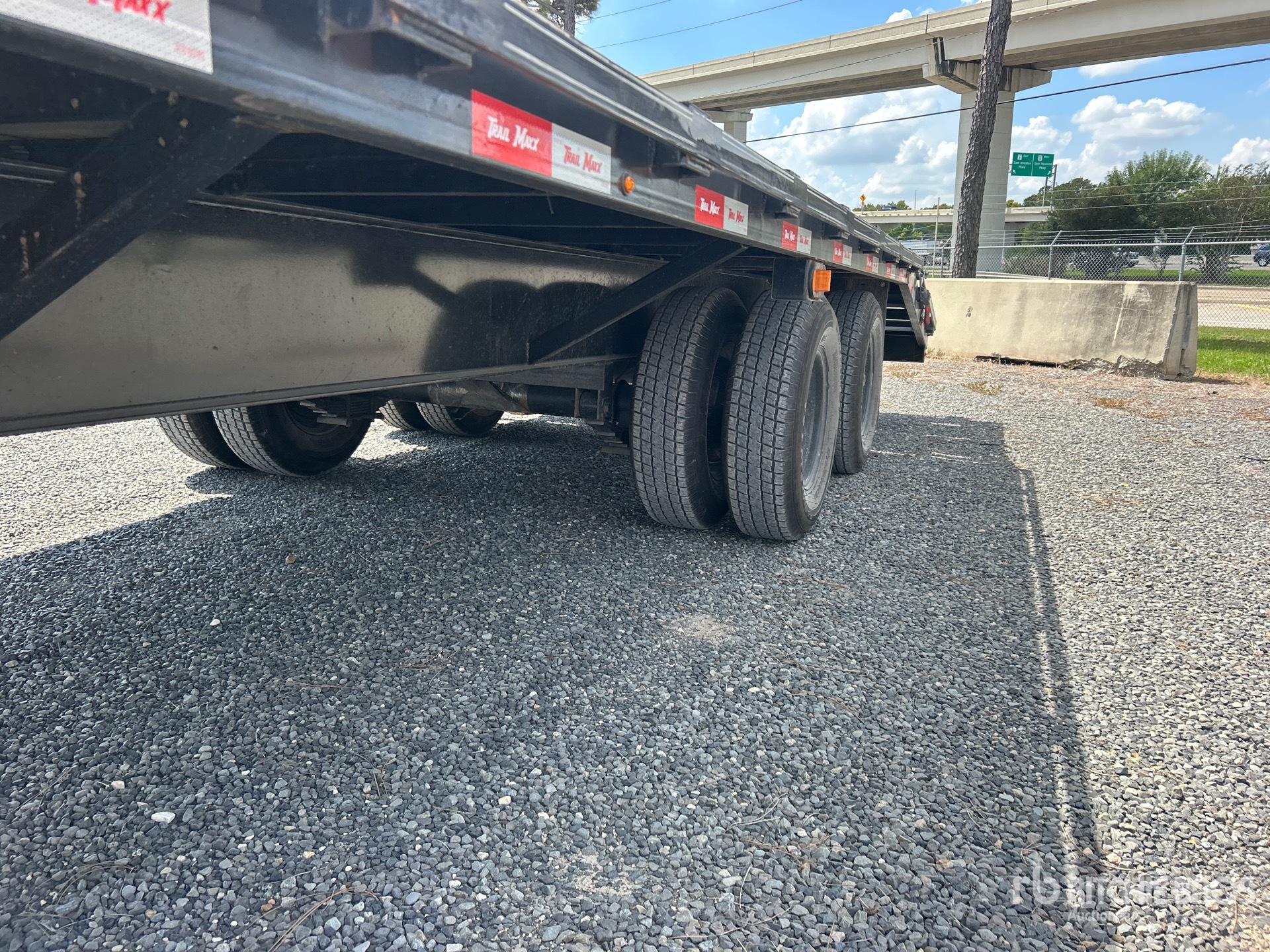 2025 Trailmax MAC210-25