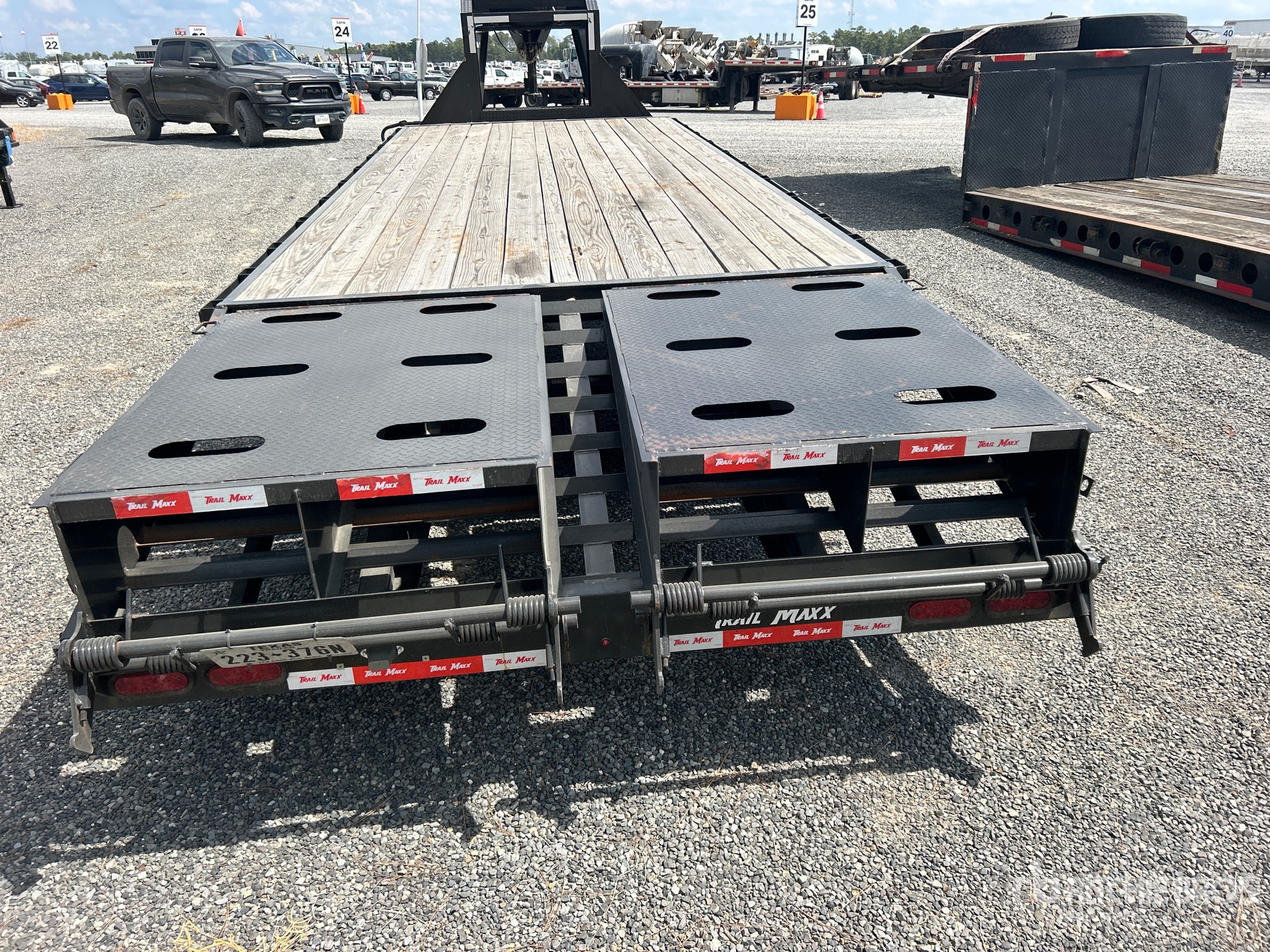 2025 Trailmax MAC210-25