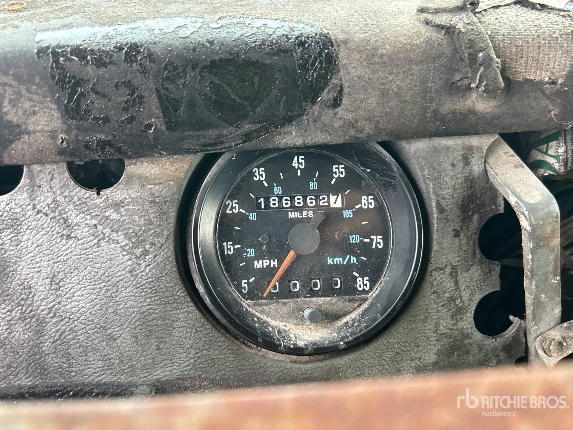 2000 Mack RB600
