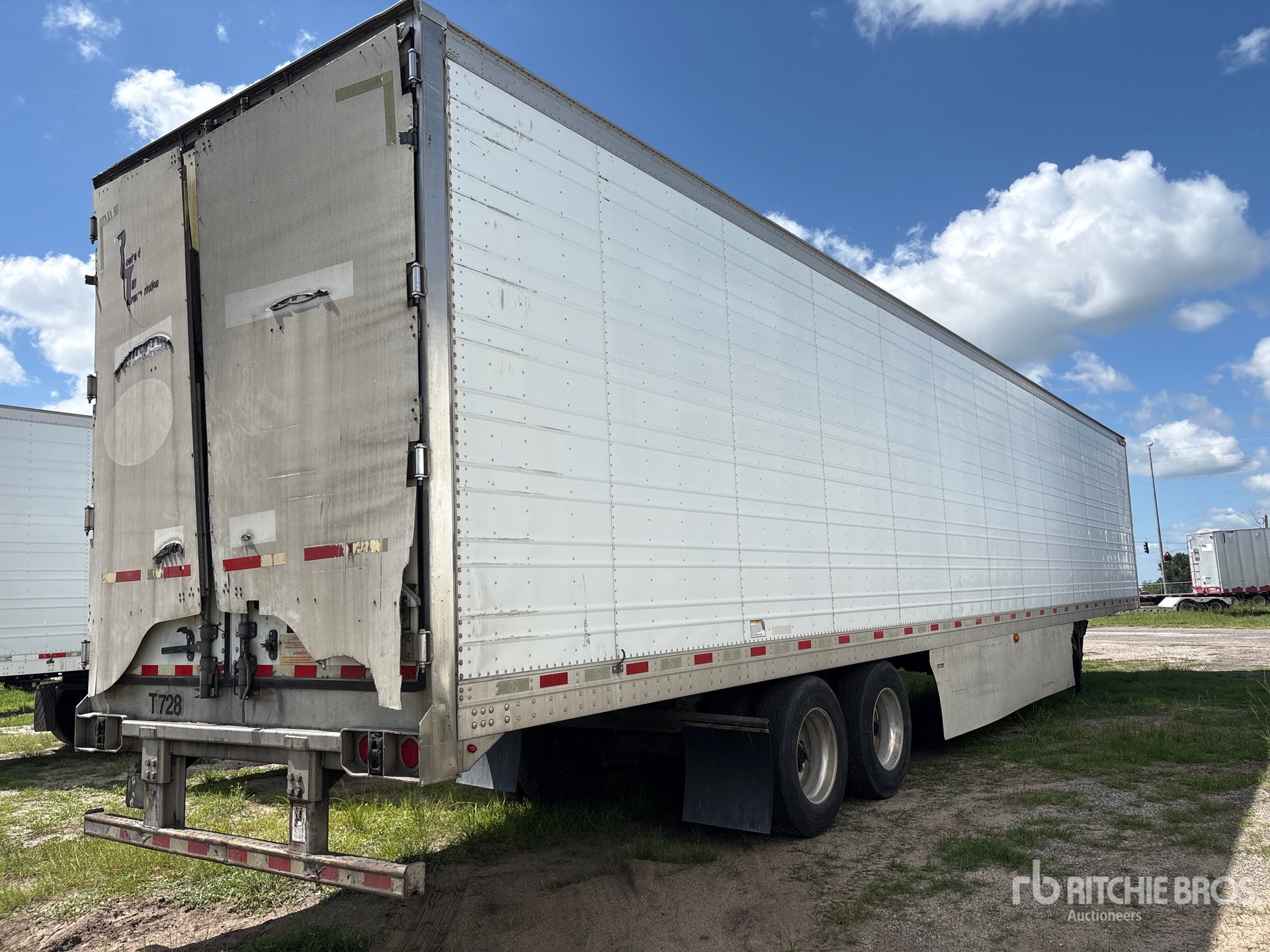 2013 Great Dane 53 ft x 102 in T/A Multi -Temp