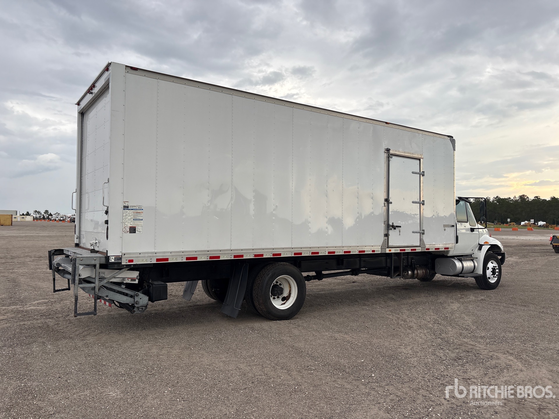 2019 International 4300