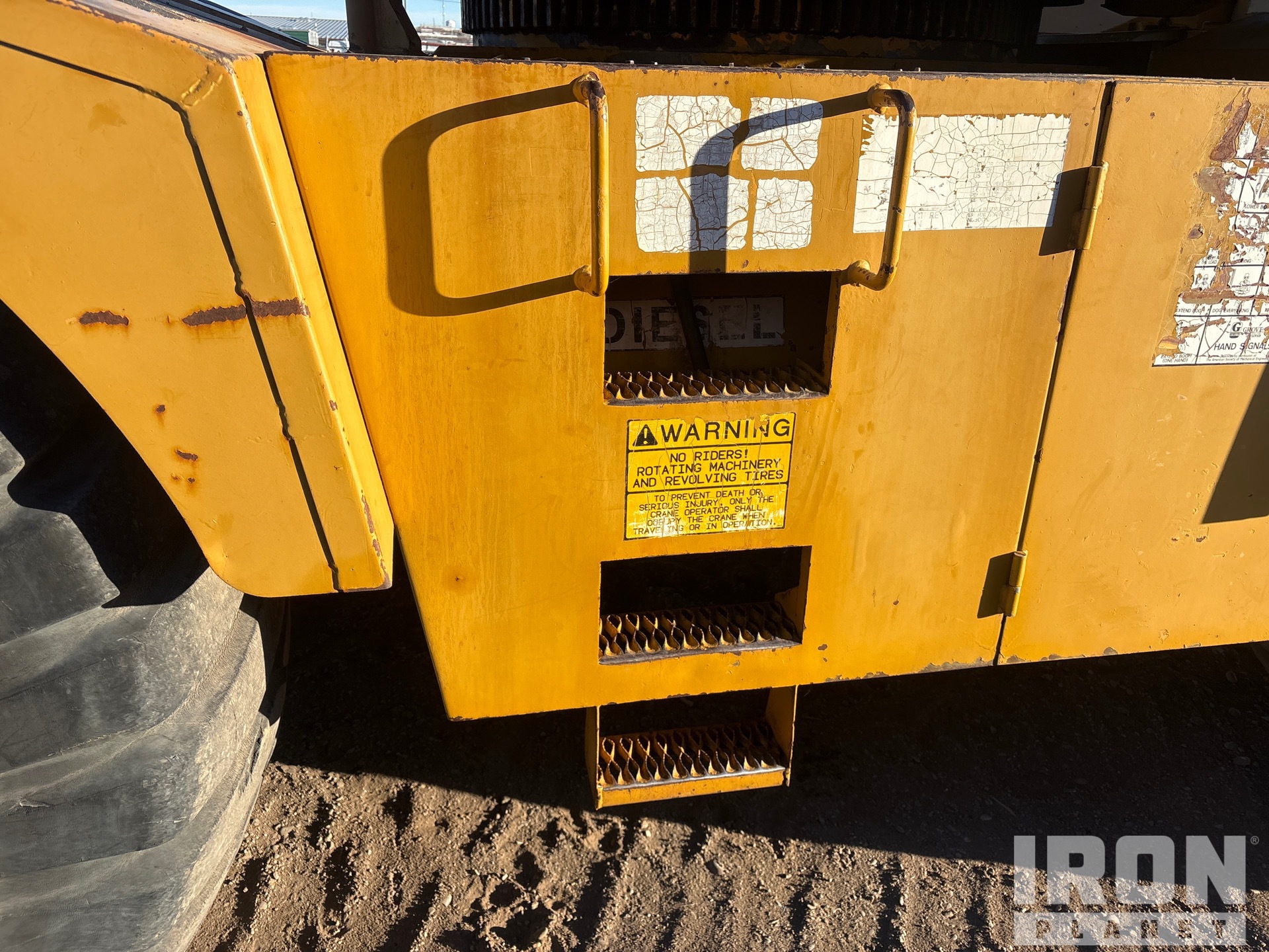 1980 Grove RT740