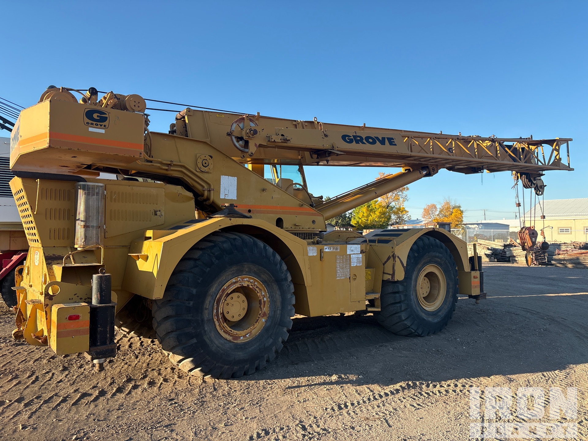 1980 Grove RT740