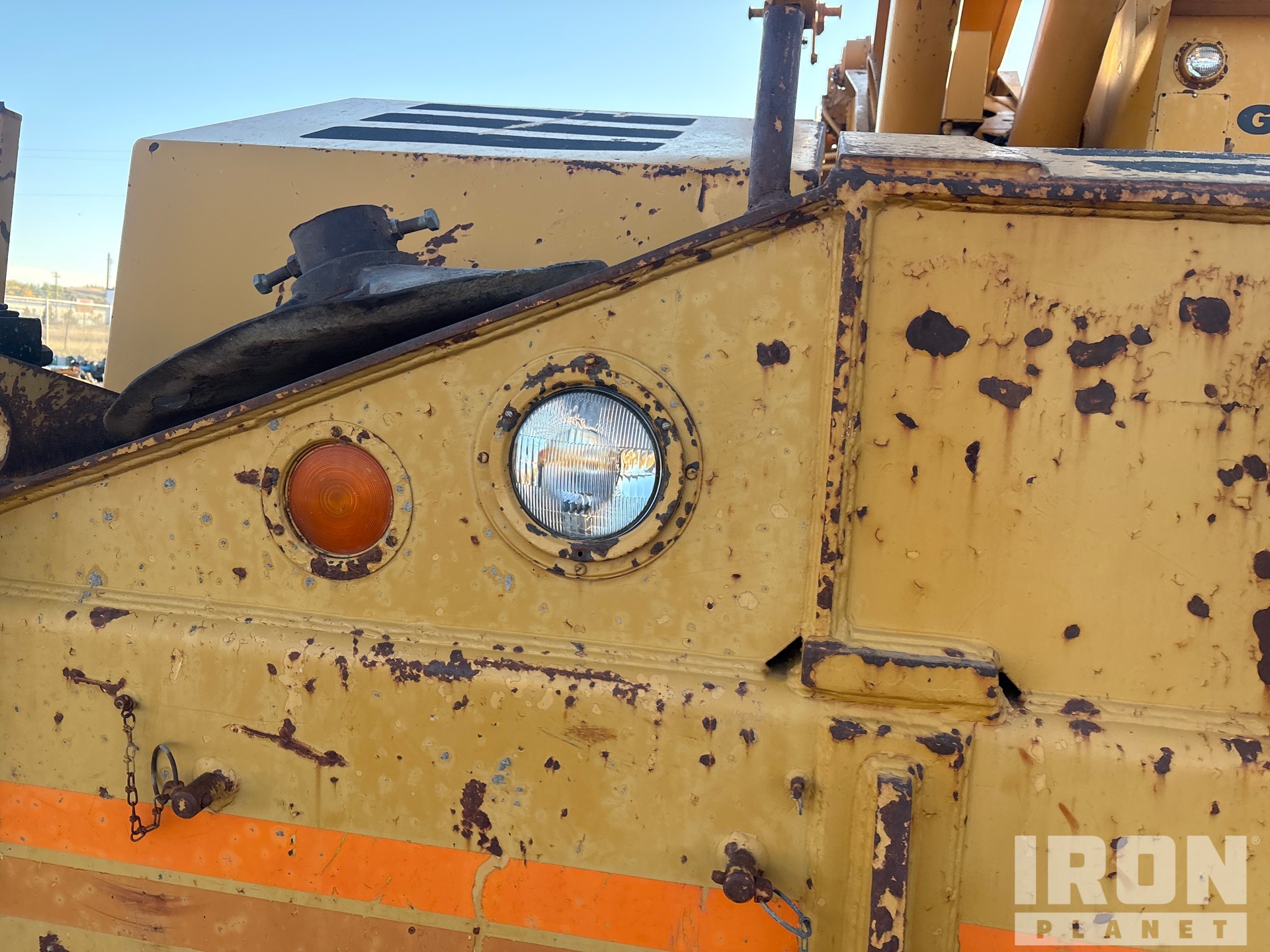 1980 Grove RT740