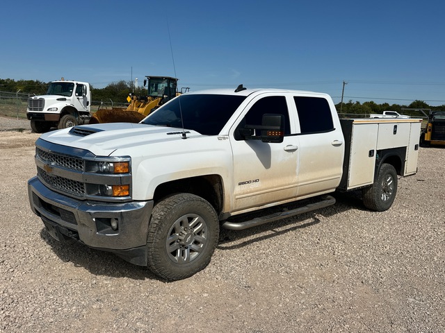 2019 Chevrolet Silverado 2500HD 4x4 Crew Cab Service Truck