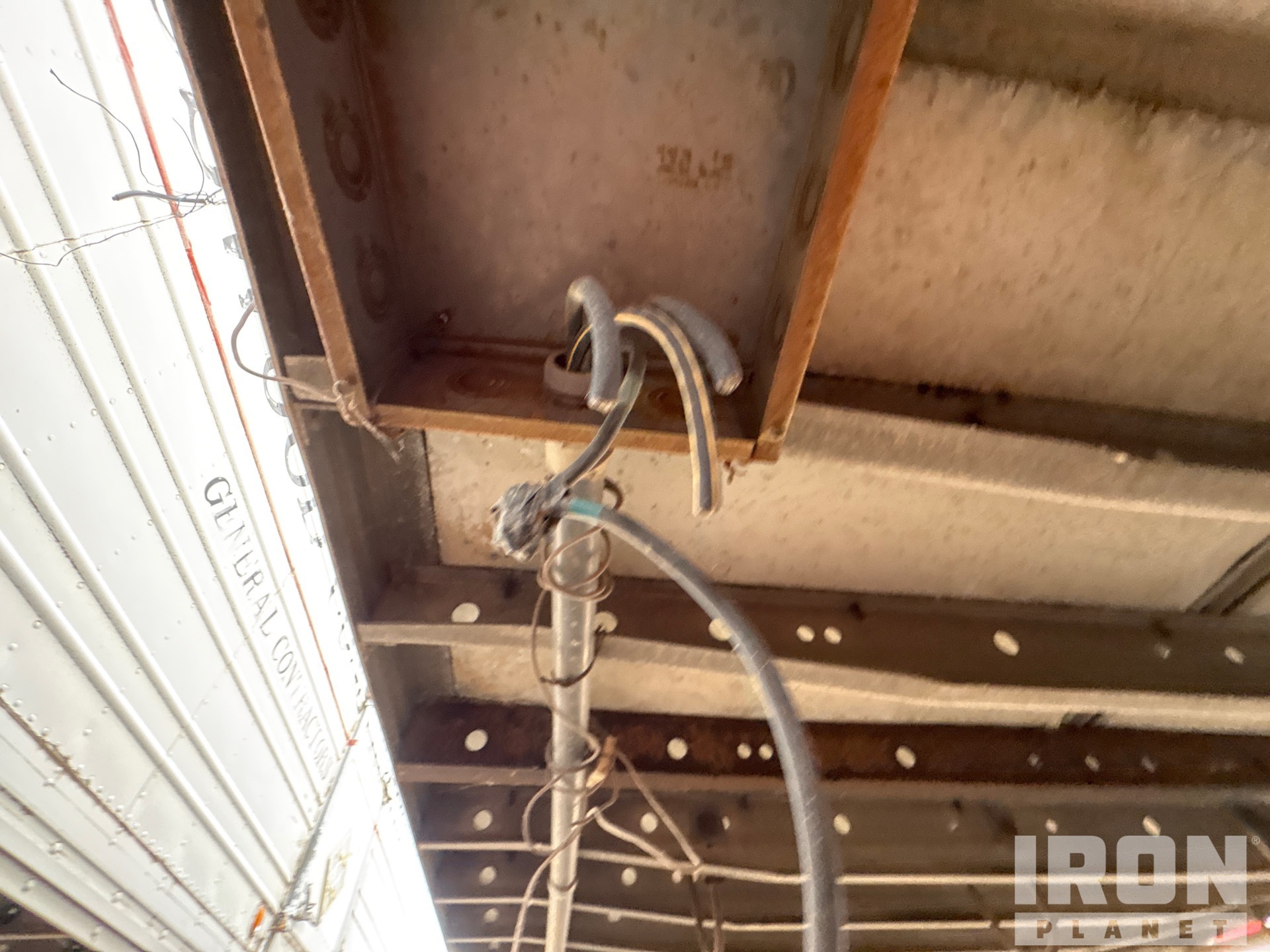 Utility 45 FT T/A