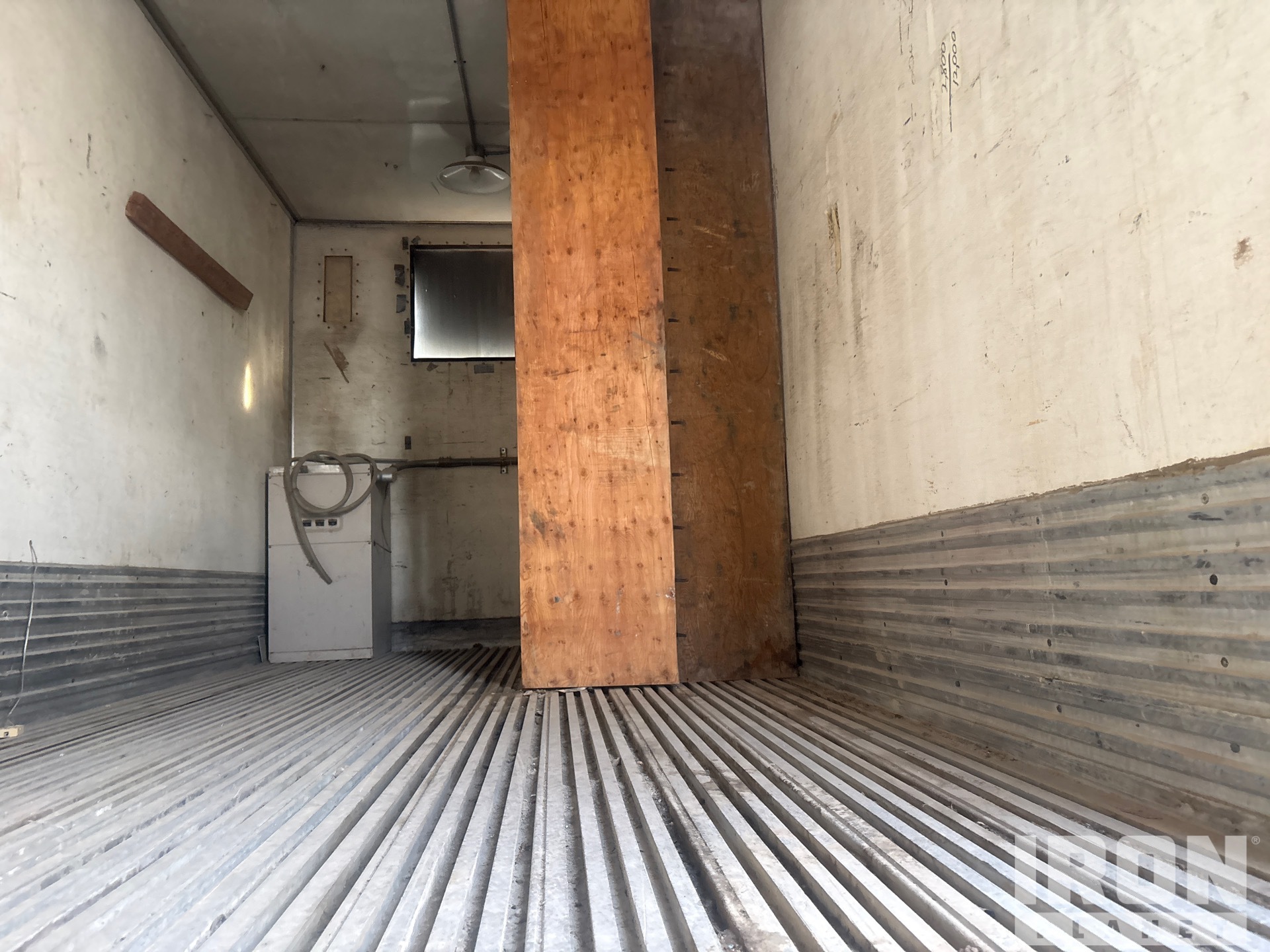 Utility 45 FT T/A