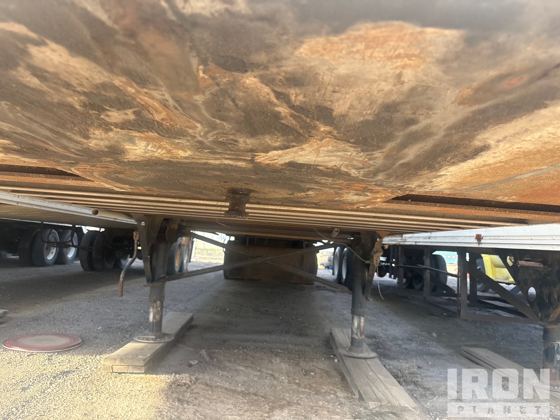 Utility 45 FT T/A