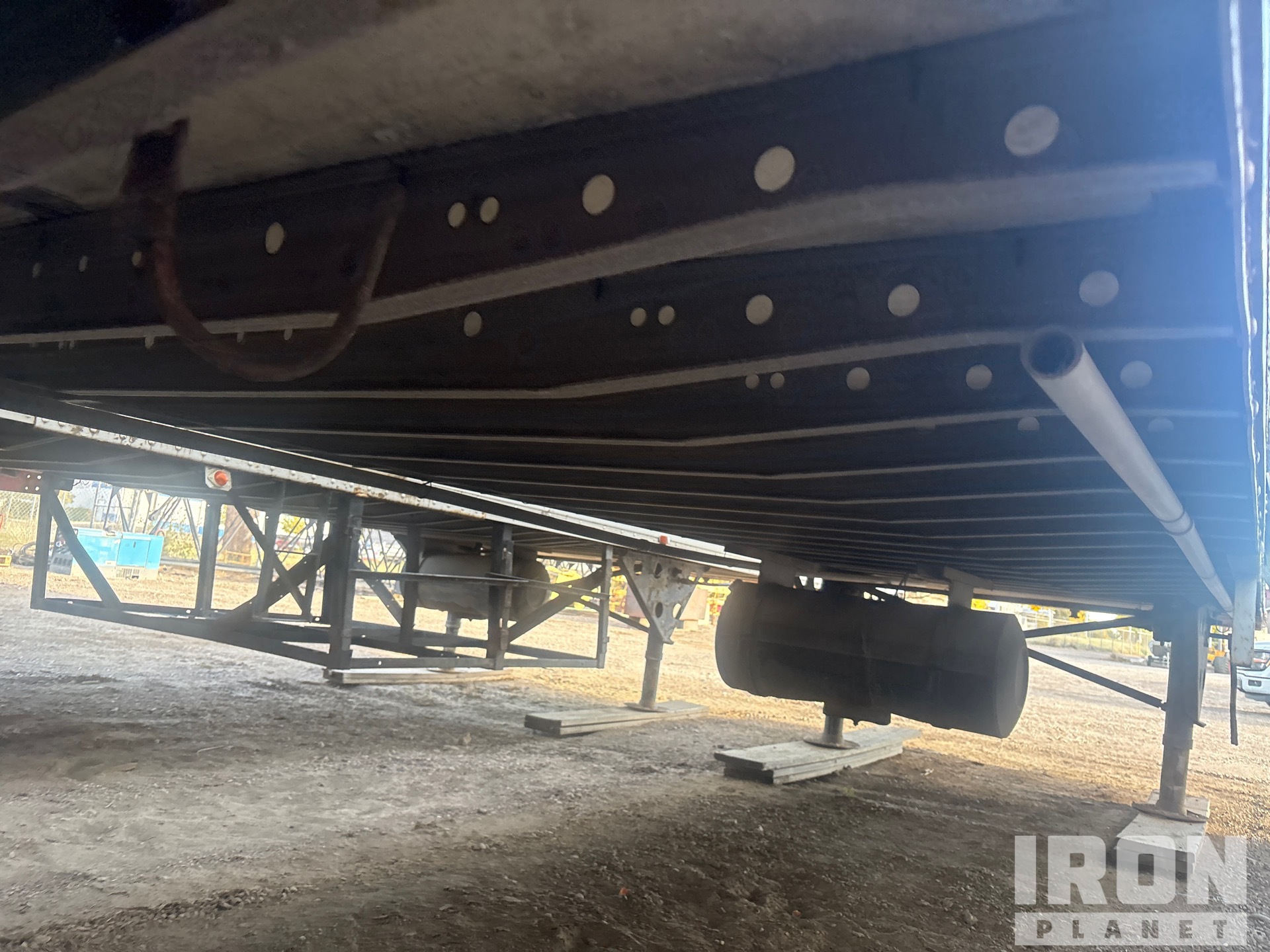 Utility 45 FT T/A