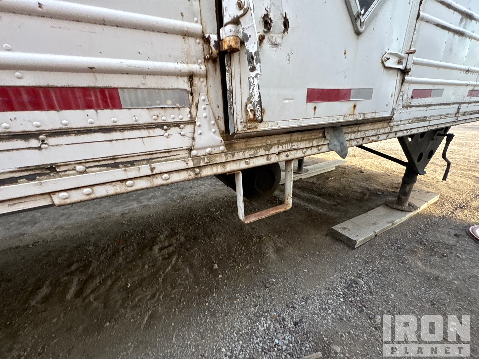 Utility 45 FT T/A