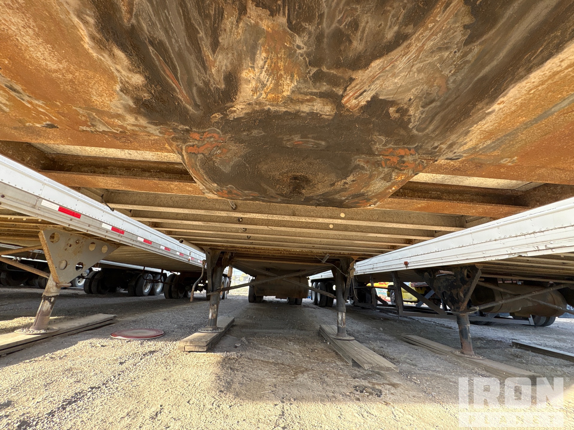 Utility 45 FT T/A