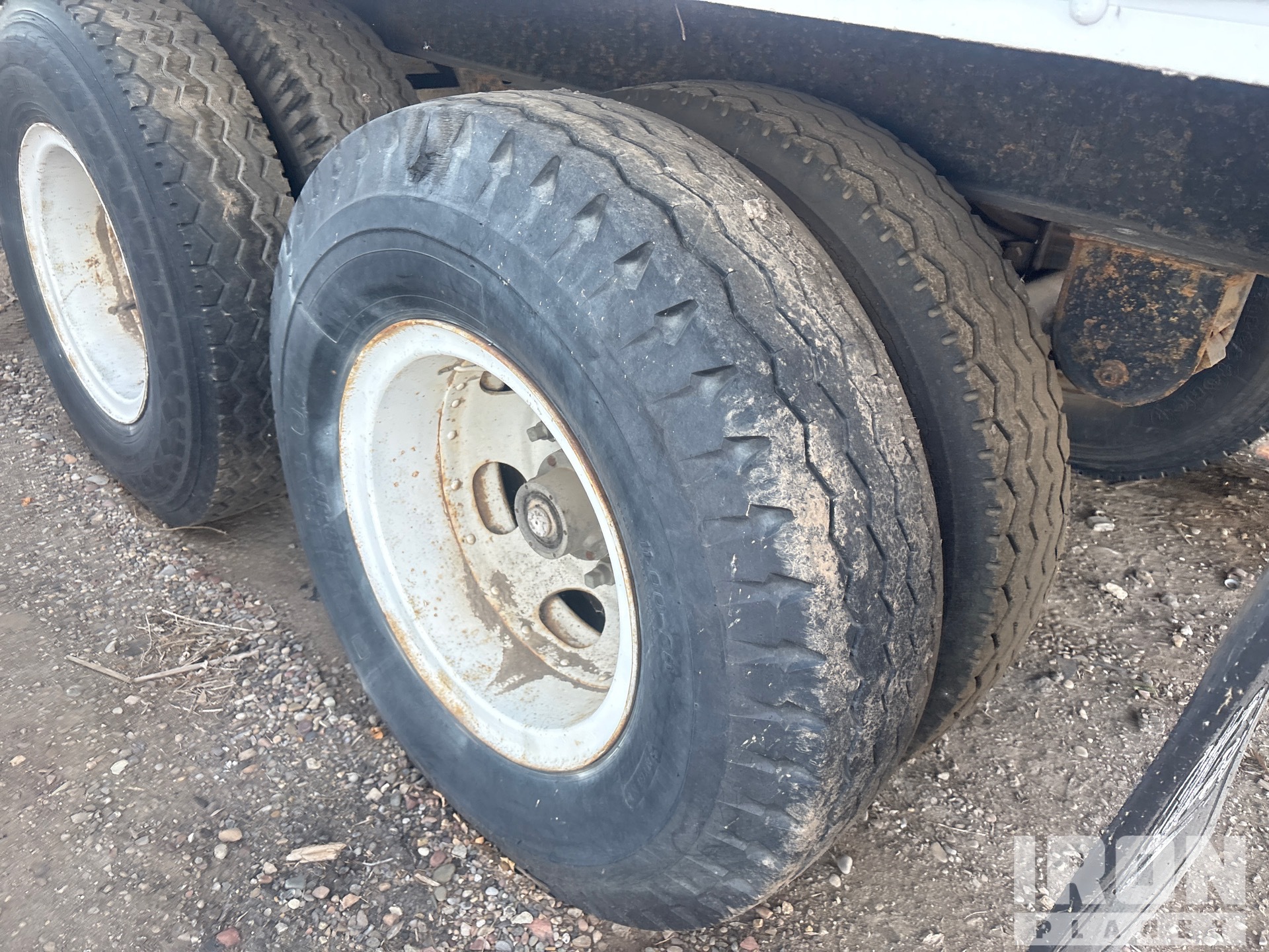 1985 Utility VS2RS