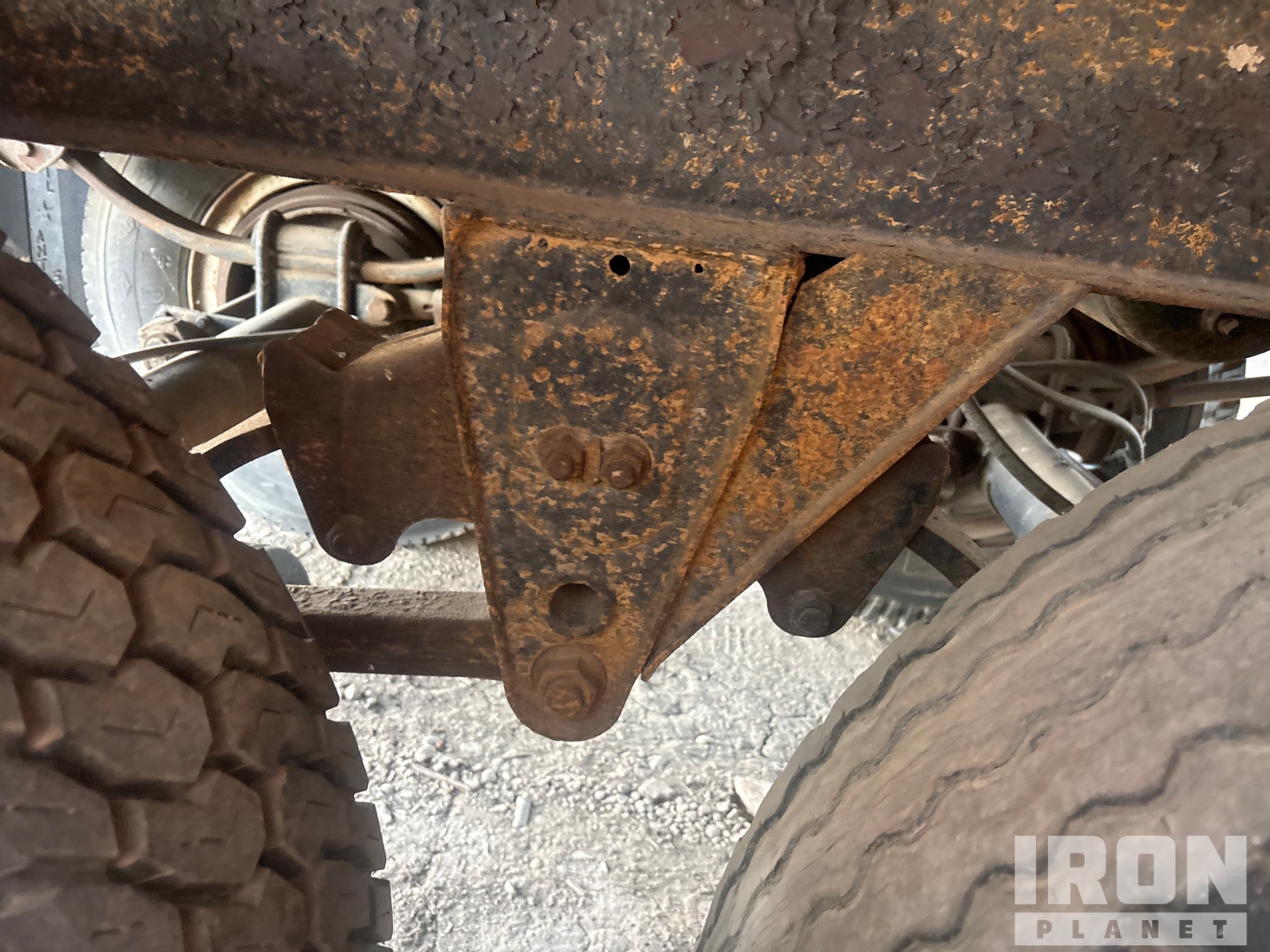 1985 Utility VS2RS