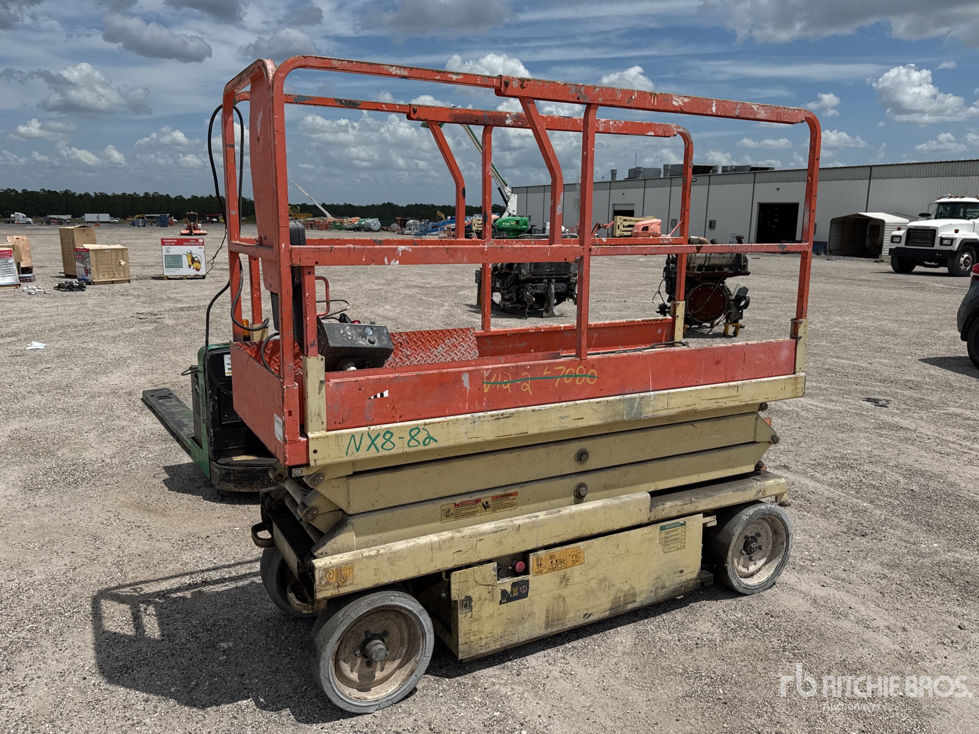 Photo of 2002 JLG 2032-E2