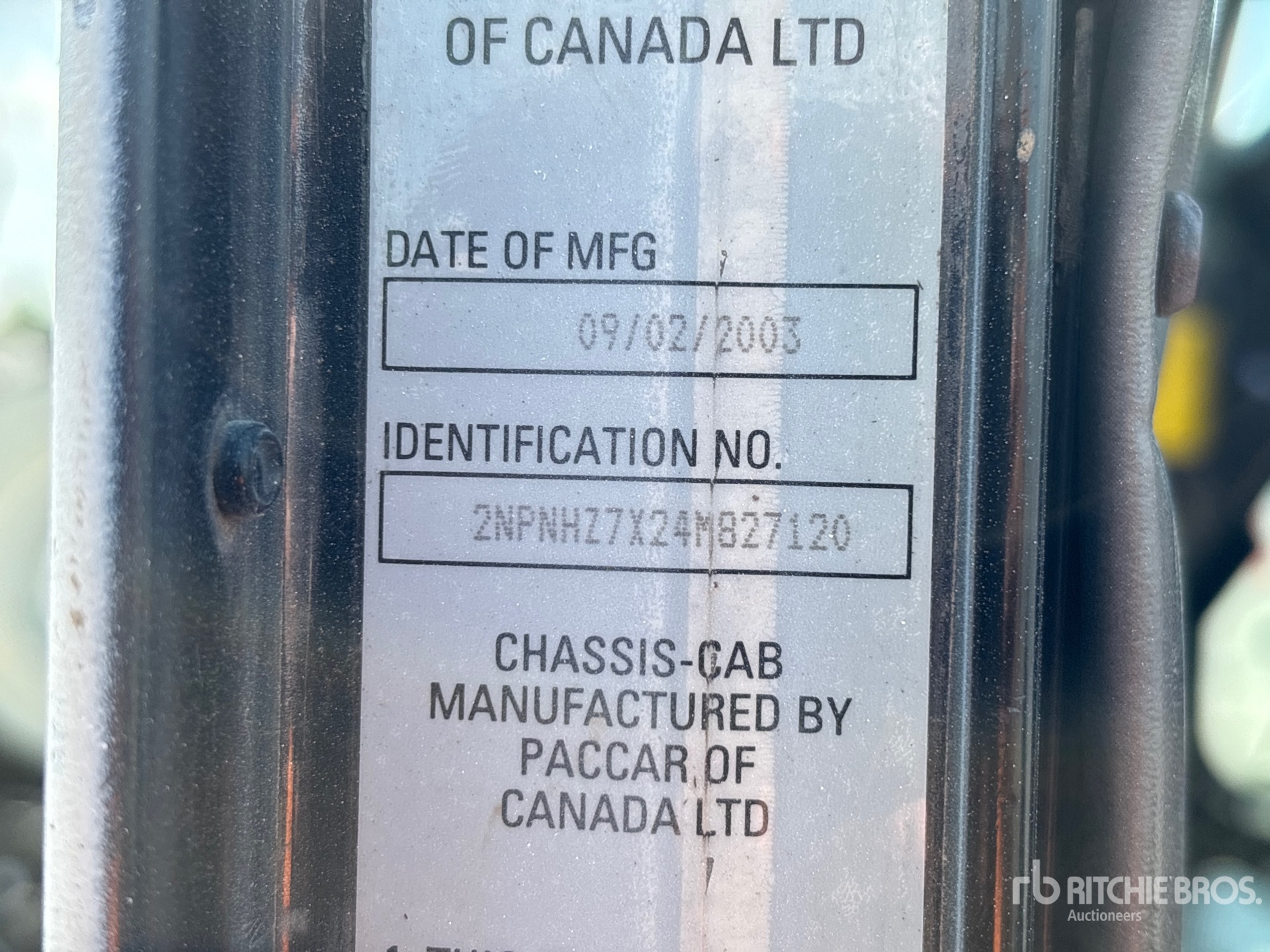 2004 Peterbilt 330