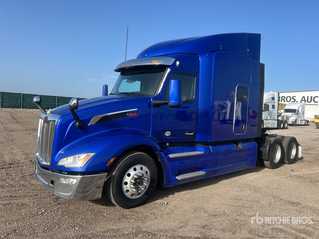 2022 Peterbilt 579 T/A Sleeper Truck Tractor