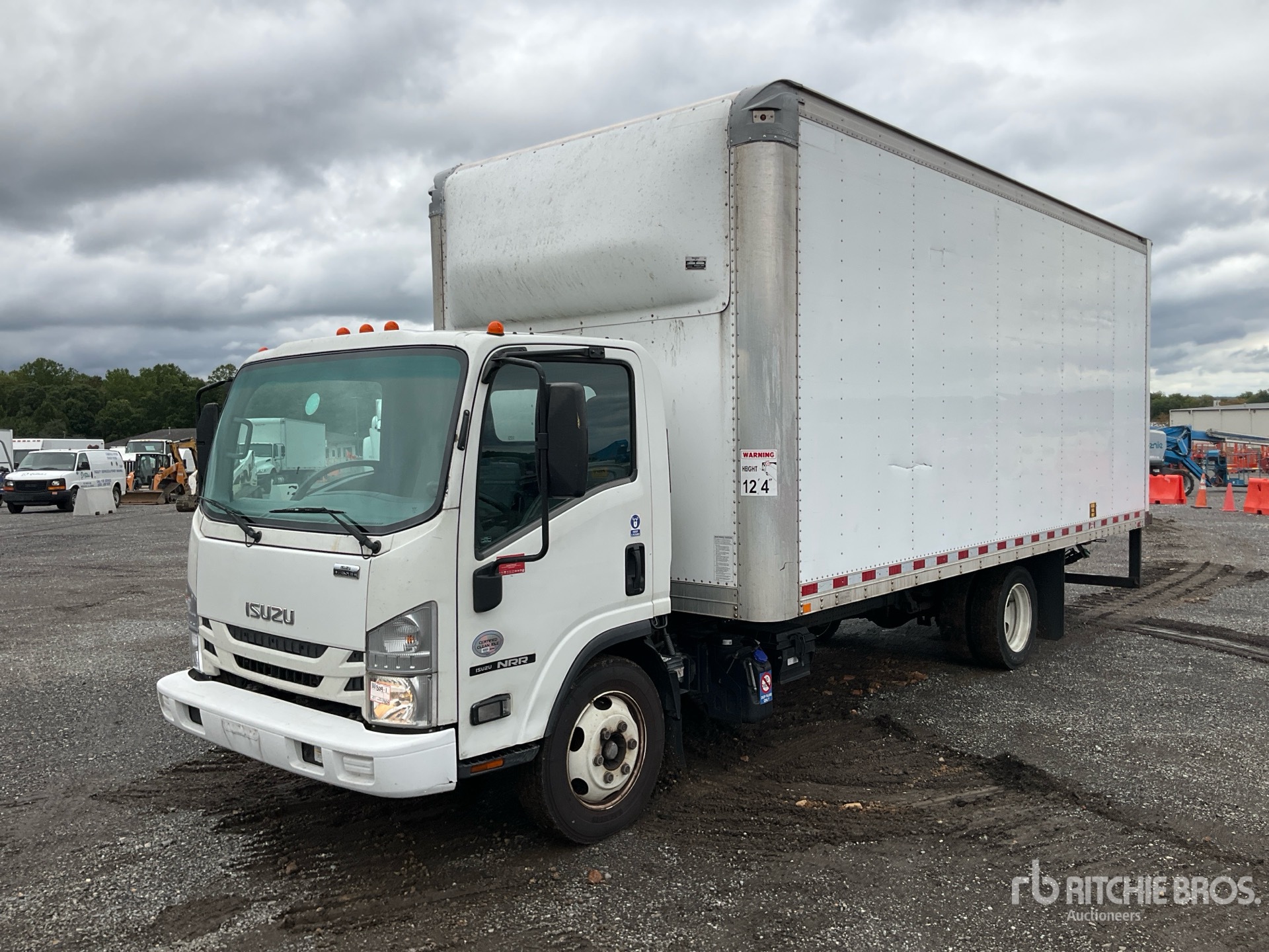 2022 Isuzu NRR