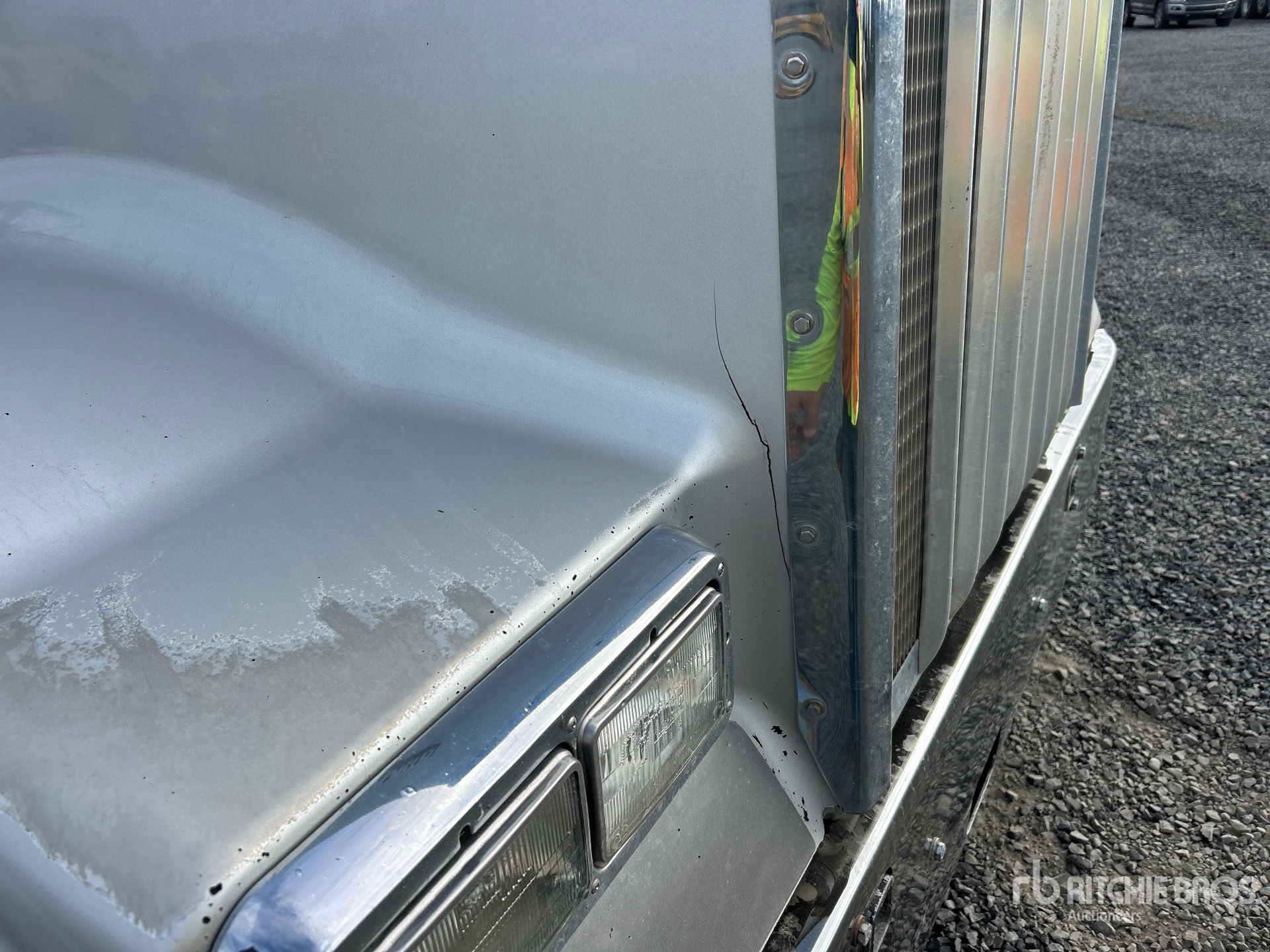 2005 Kenworth W900B