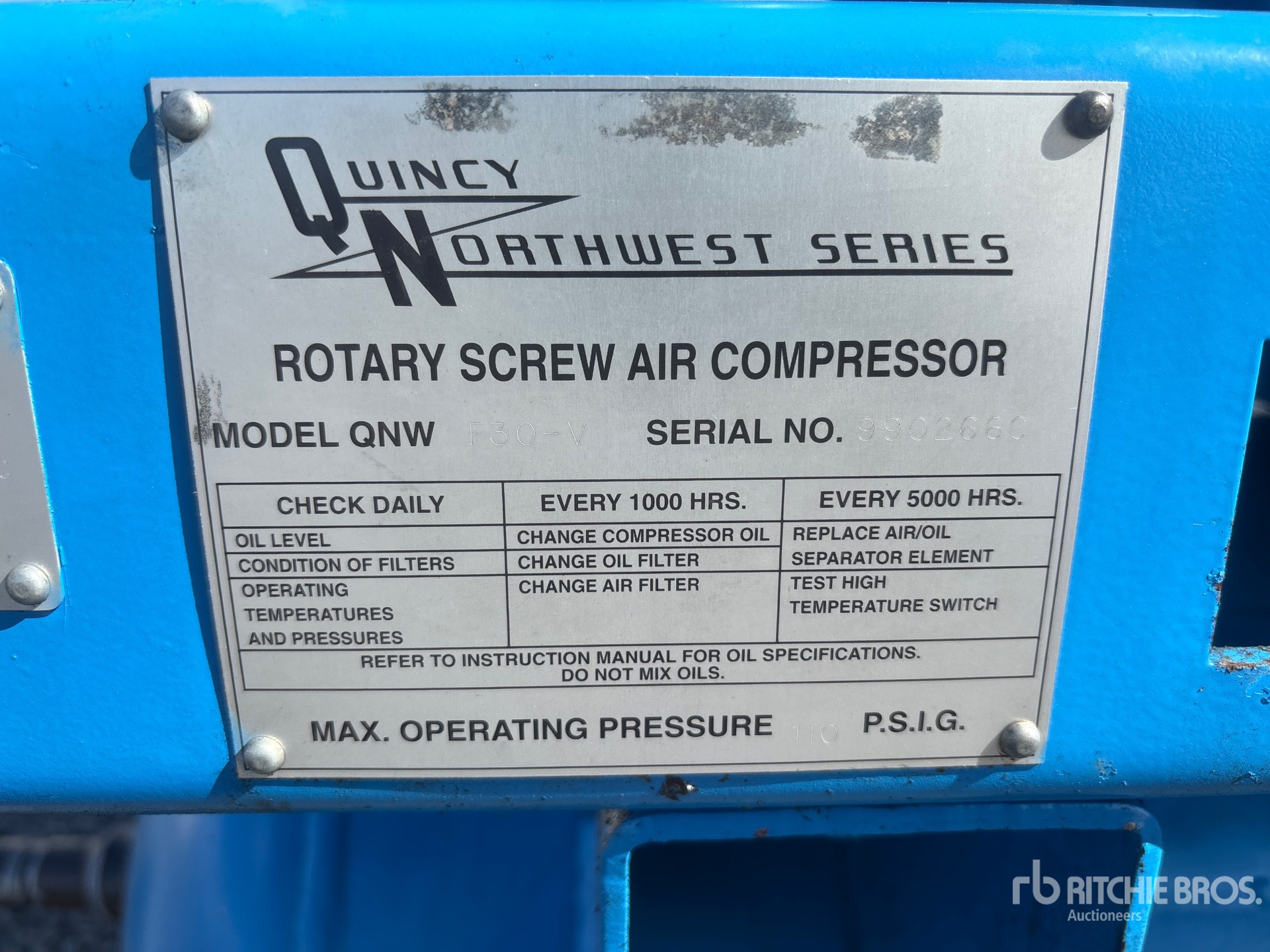 Quincy F30-V