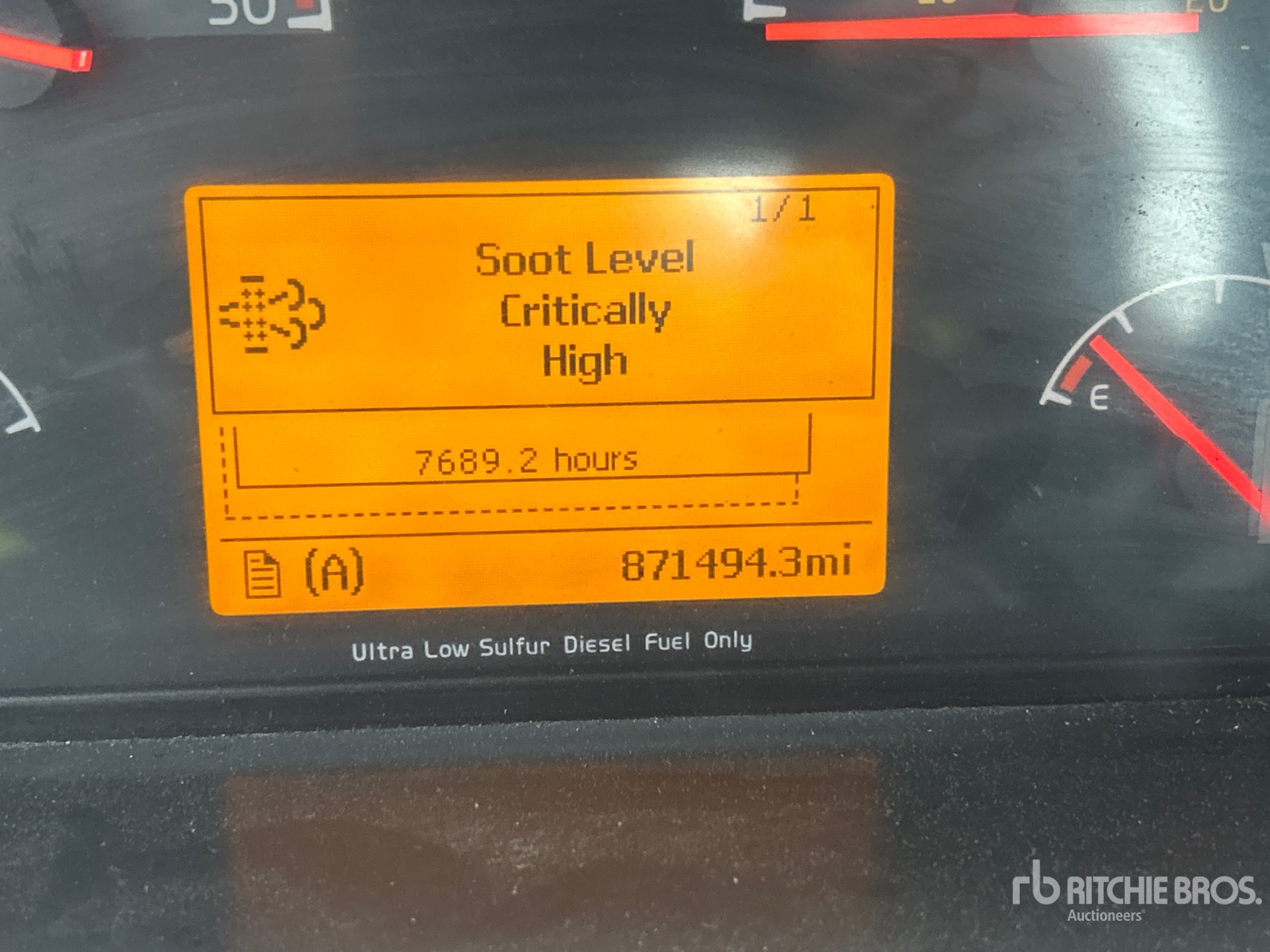 2012 Volvo VNM