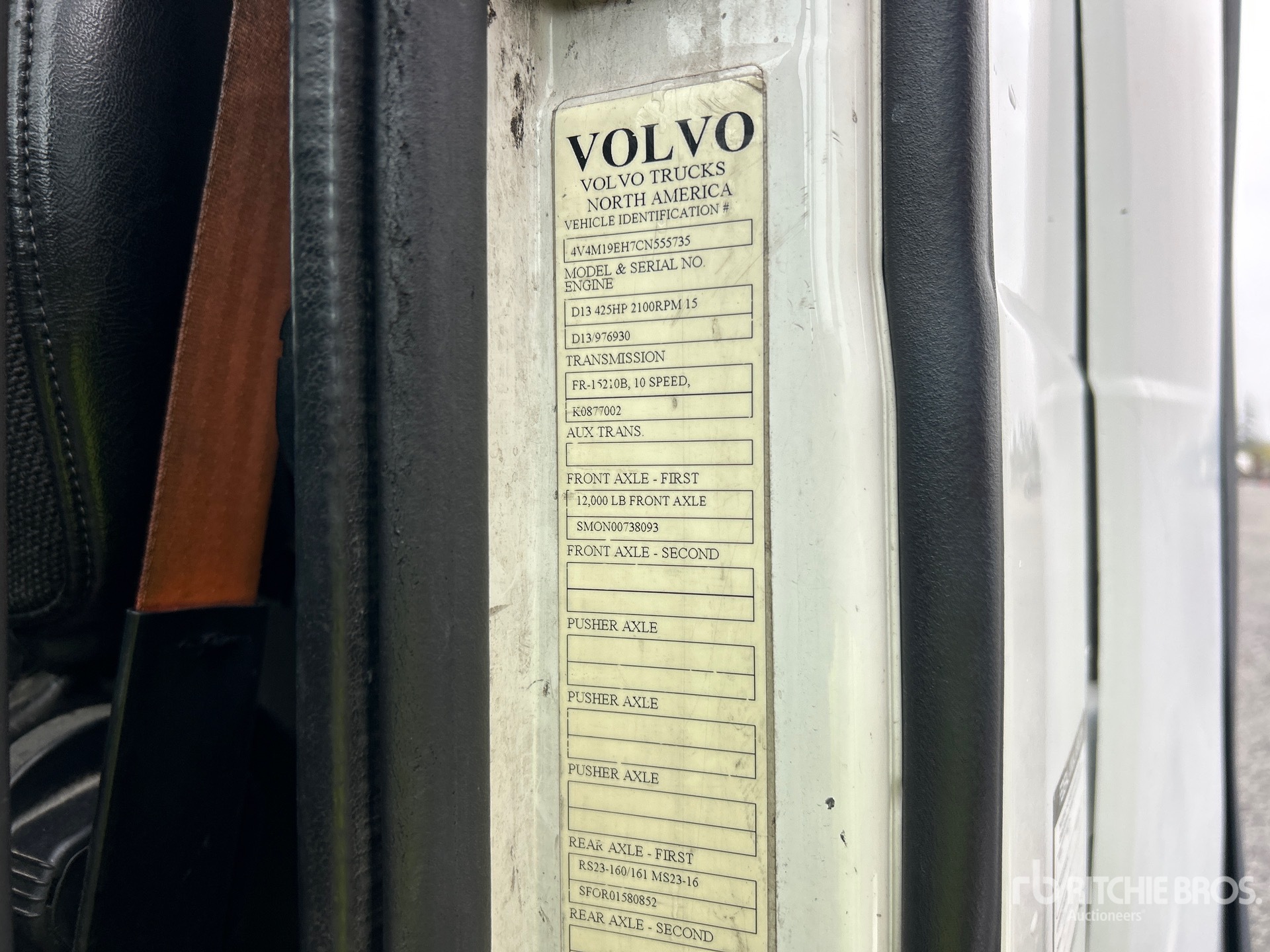 2012 Volvo VNM