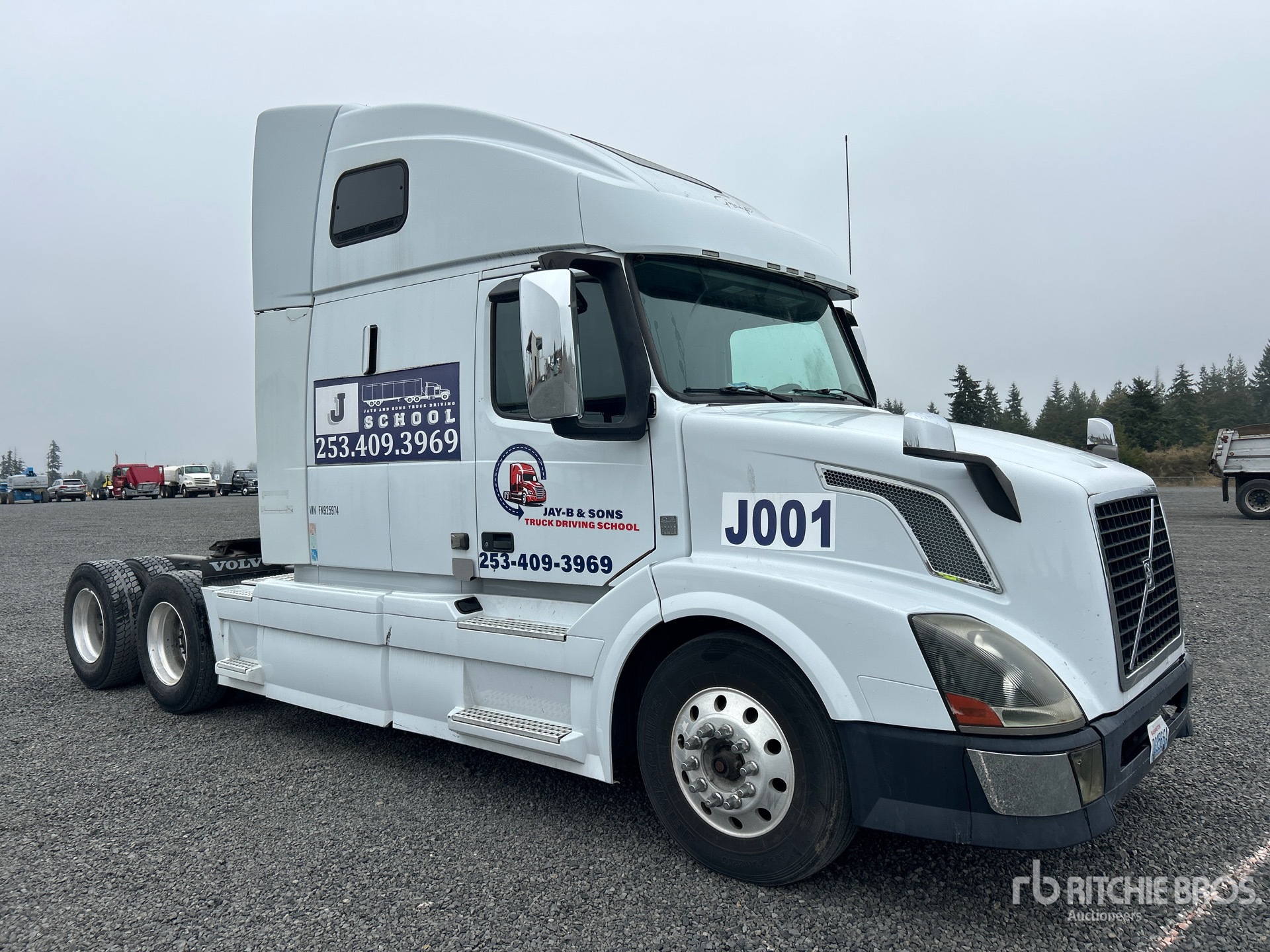 2015 Volvo VNL